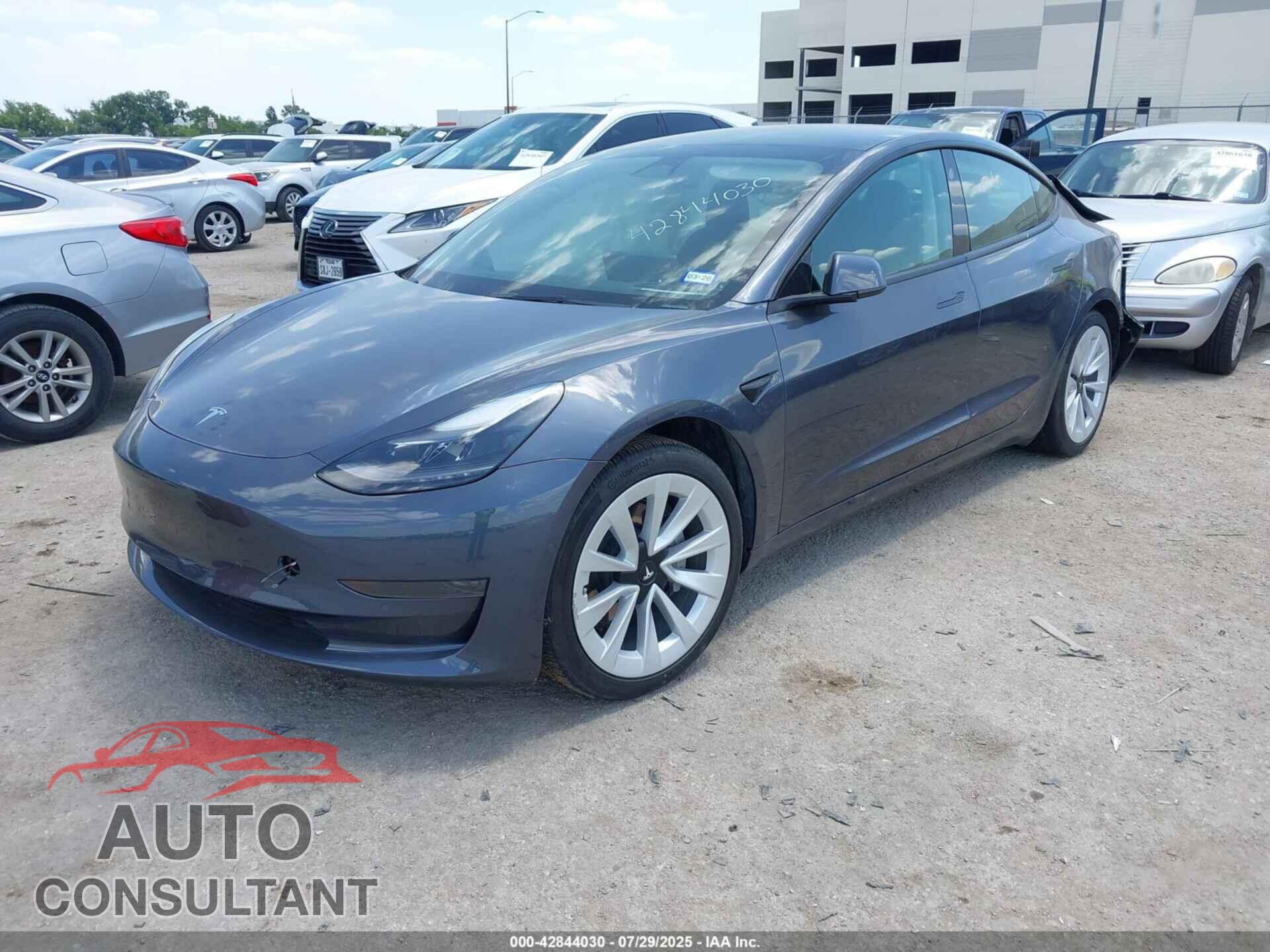 TESLA MODEL 3 2022 - 5YJ3E1EA0NF299987