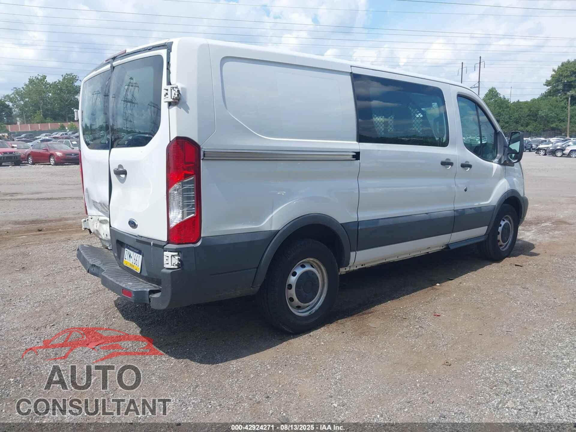 FORD TRANSIT-150 2015 - 1FTNE1YM2FKA41540