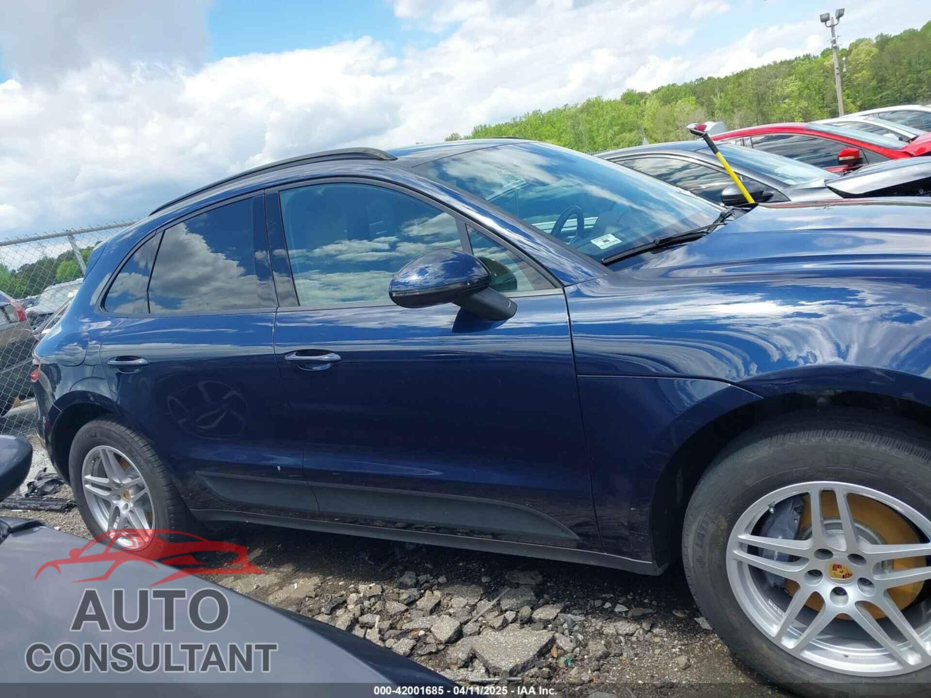 PORSCHE MACAN 2018 - WP1AA2A57JLB02790