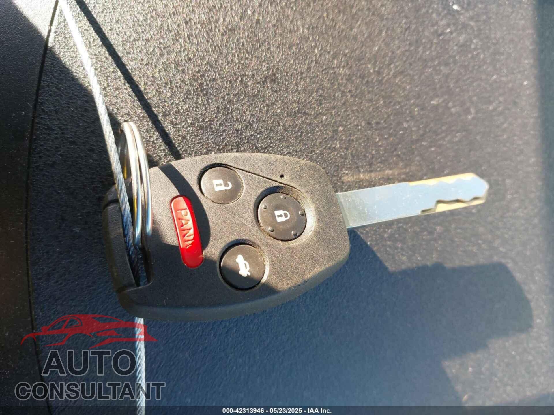 HONDA PILOT 2012 - 5FNYF4H94CB052135