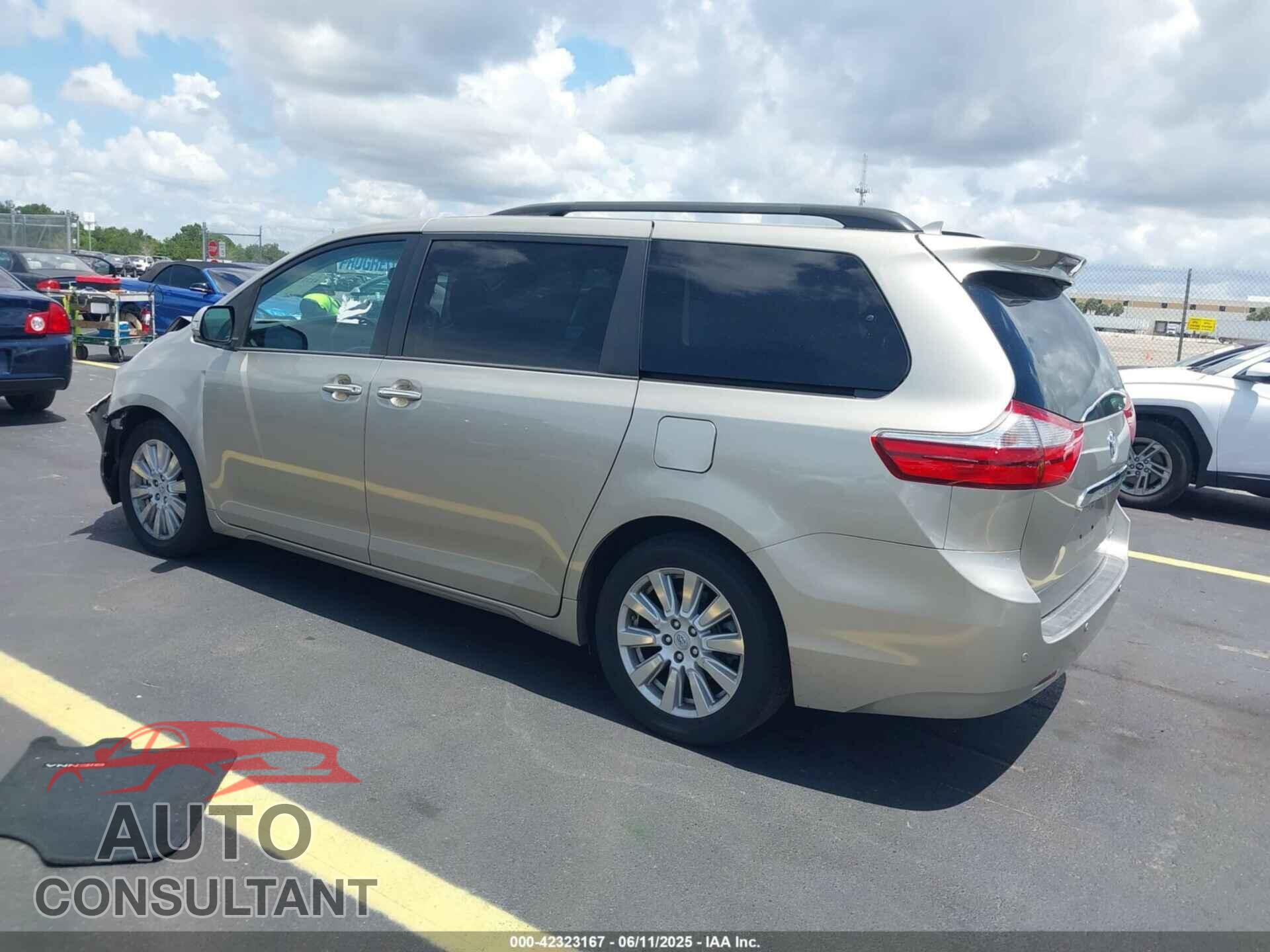 TOYOTA SIENNA 2017 - 5TDYZ3DC4HS823392