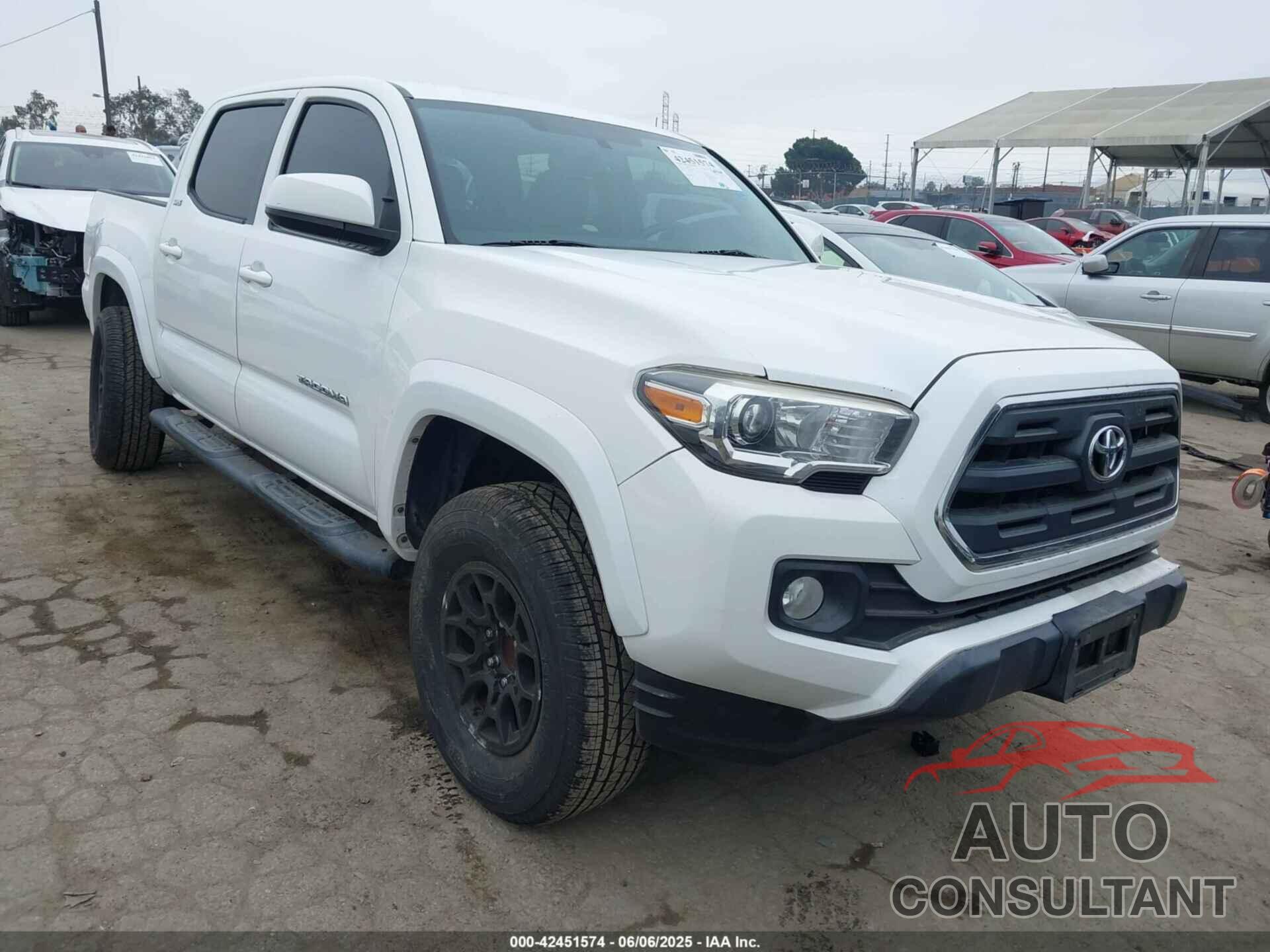 TOYOTA TACOMA 2017 - 5TFAZ5CN1HX029489
