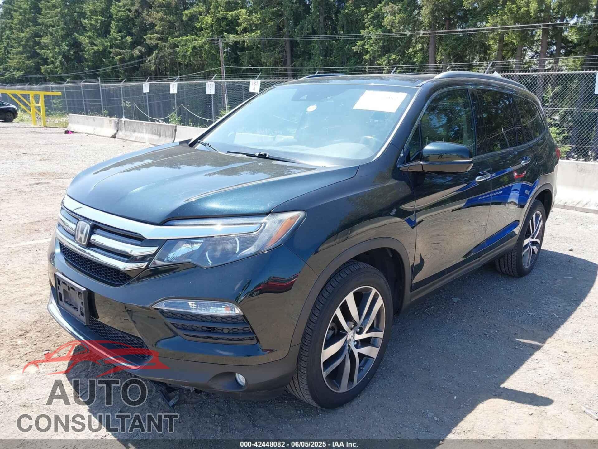 HONDA PILOT 2016 - 5FNYF6H95GB047558