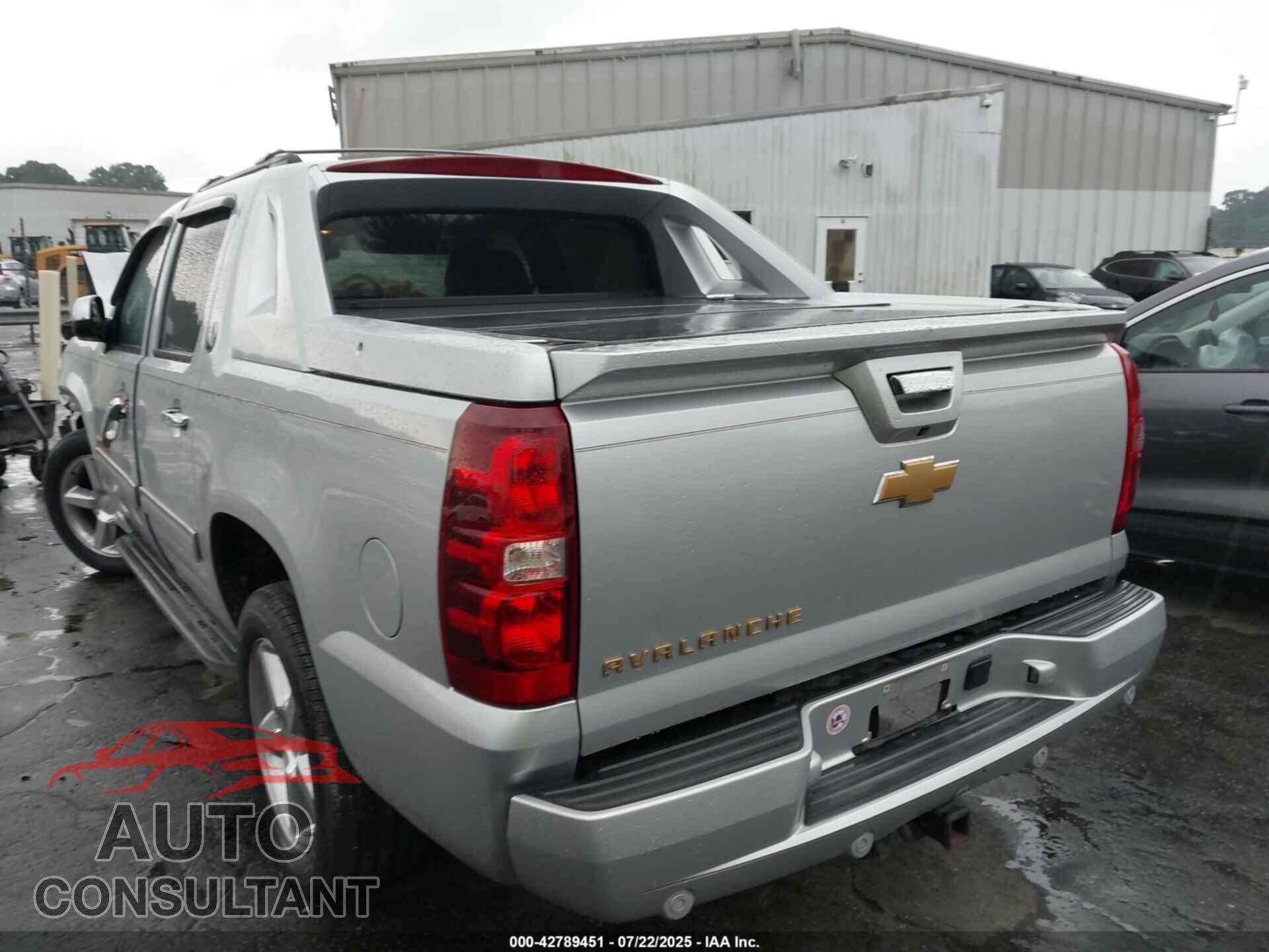 CHEVROLET AVALANCHE 2013 - 3GNMCEE05DG377401