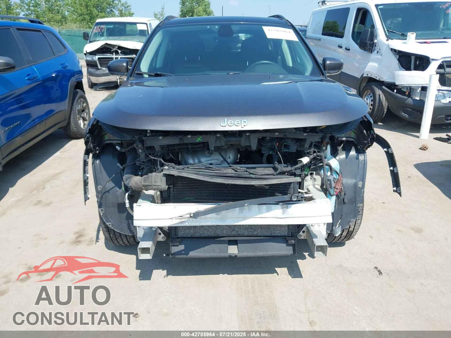 JEEP COMPASS 2018 - 3C4NJDCBXJT281445