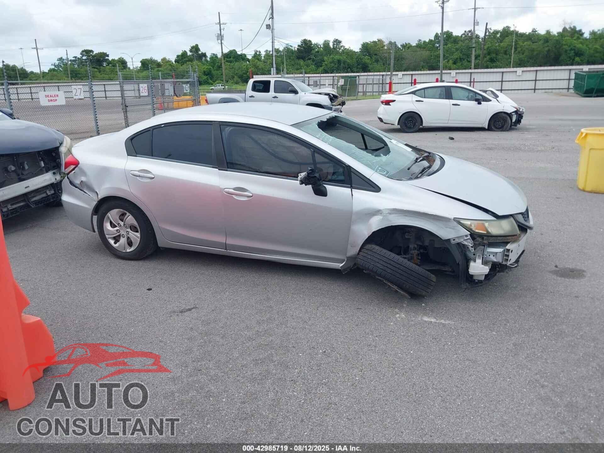 HONDA CIVIC 2013 - 2HGFB2F58DH540007