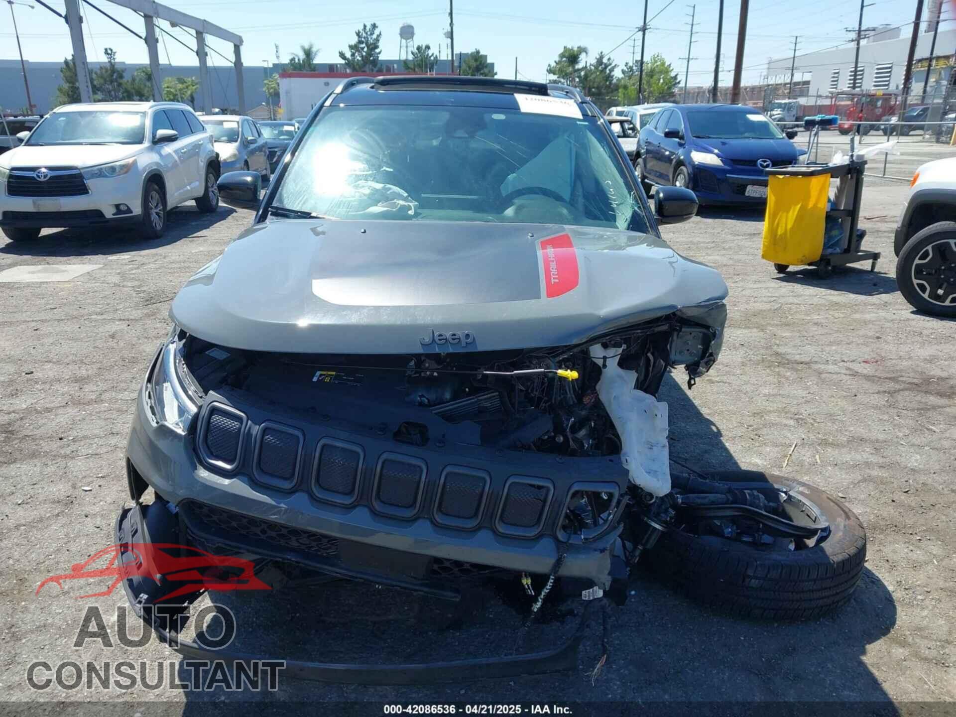 JEEP COMPASS 2022 - 3C4NJDDB2NT224046