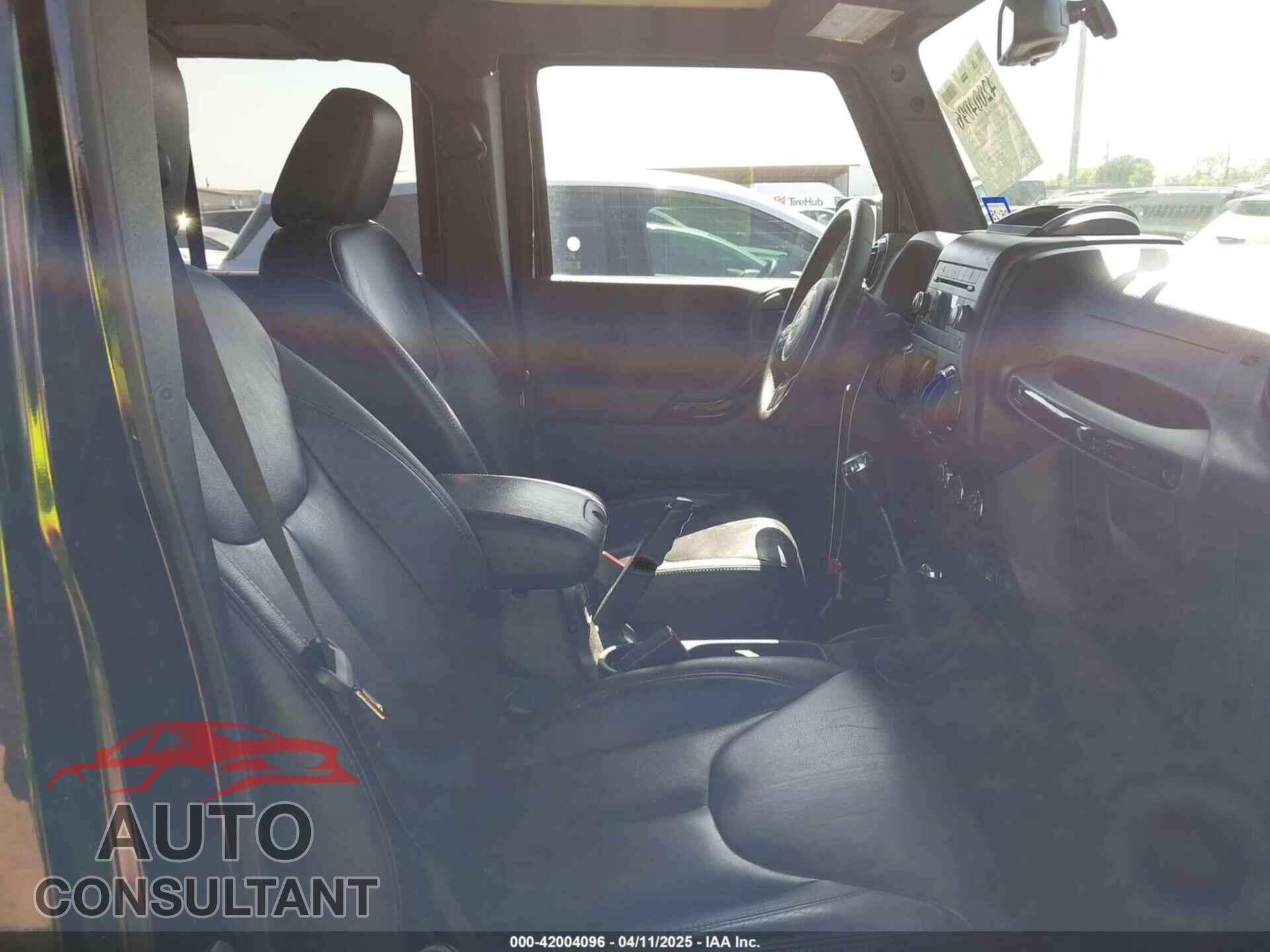 JEEP WRANGLER UNLIMITED 2015 - 1C4BJWEG0FL717536
