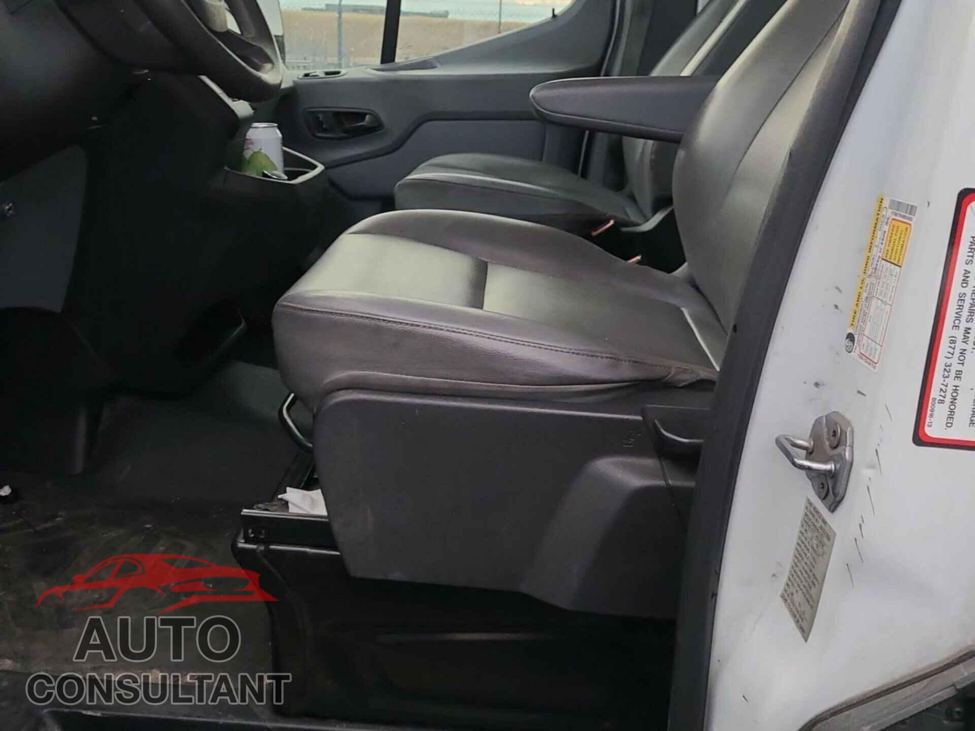 FORD TRANSIT 2017 - 1FTBW2YM4HKB04856