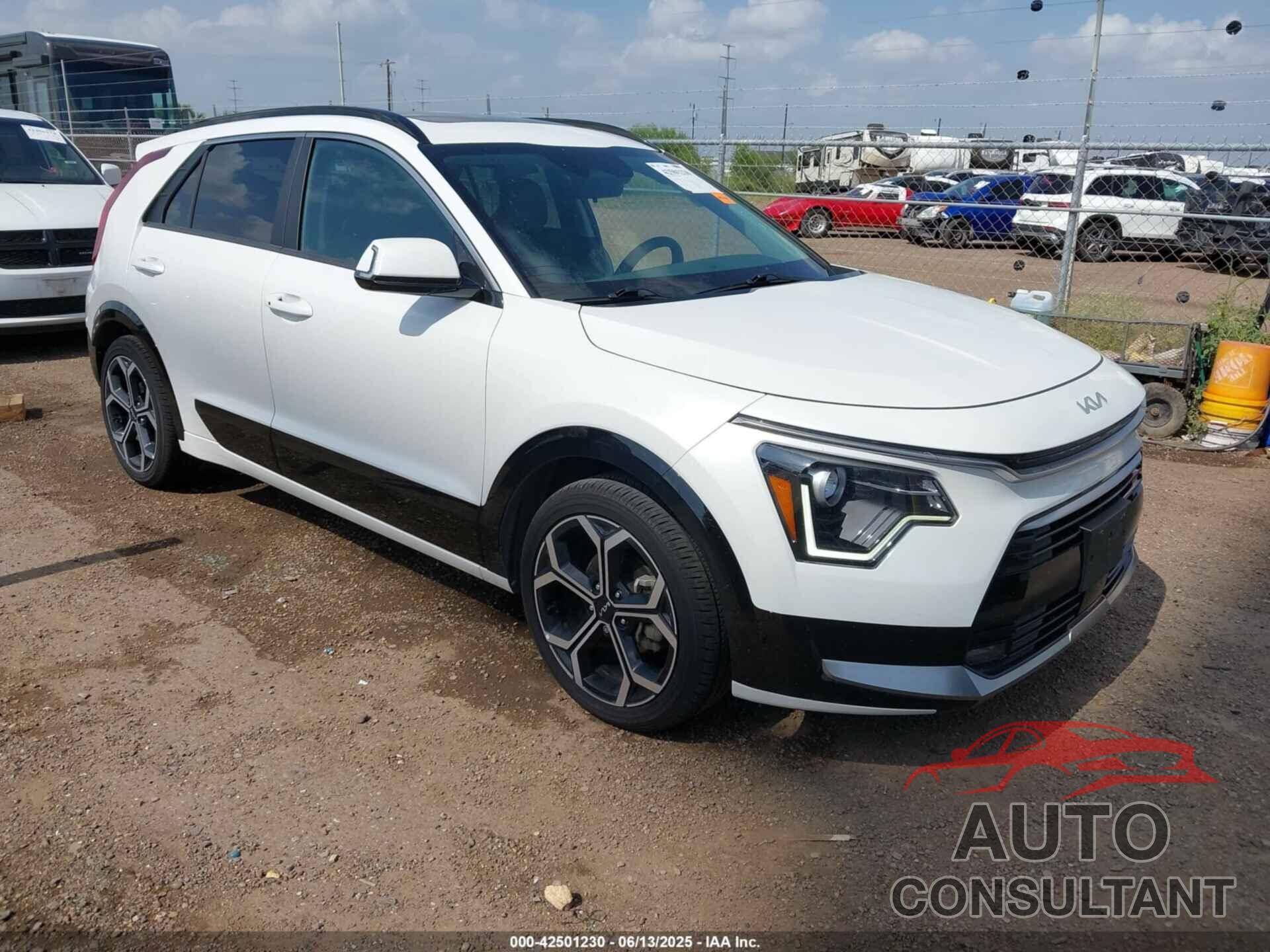 KIA NIRO 2023 - KNDCR3LE9P5098213