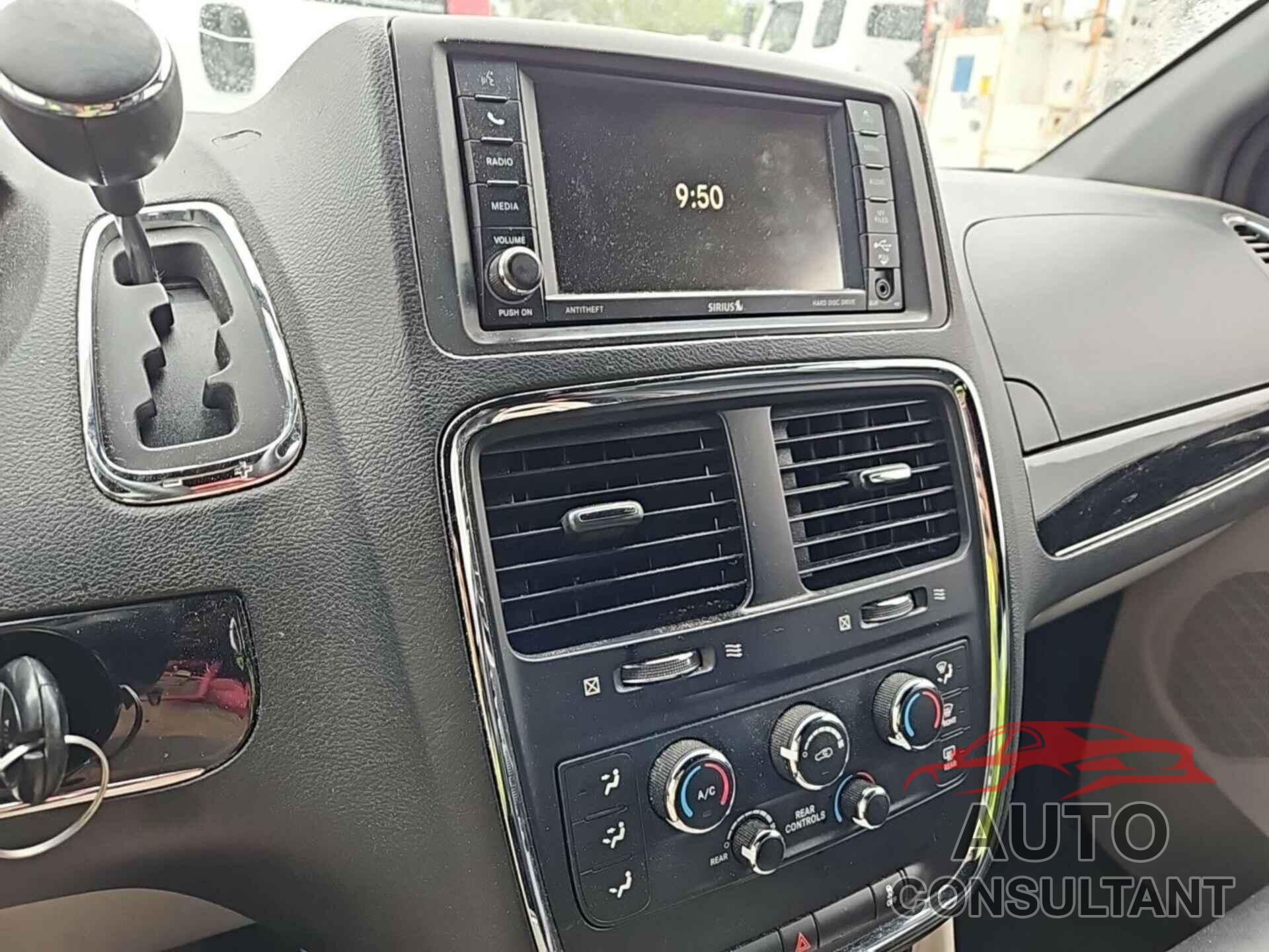DODGE GRAND CARAVAN 2017 - 2C4RDGCG8HR617385