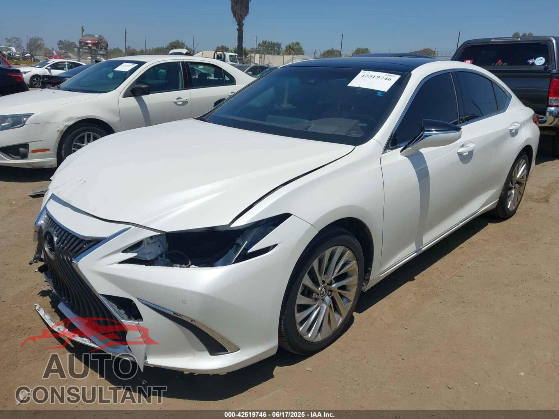 LEXUS ES 350 2019 - JTHBZ1B11K2004347