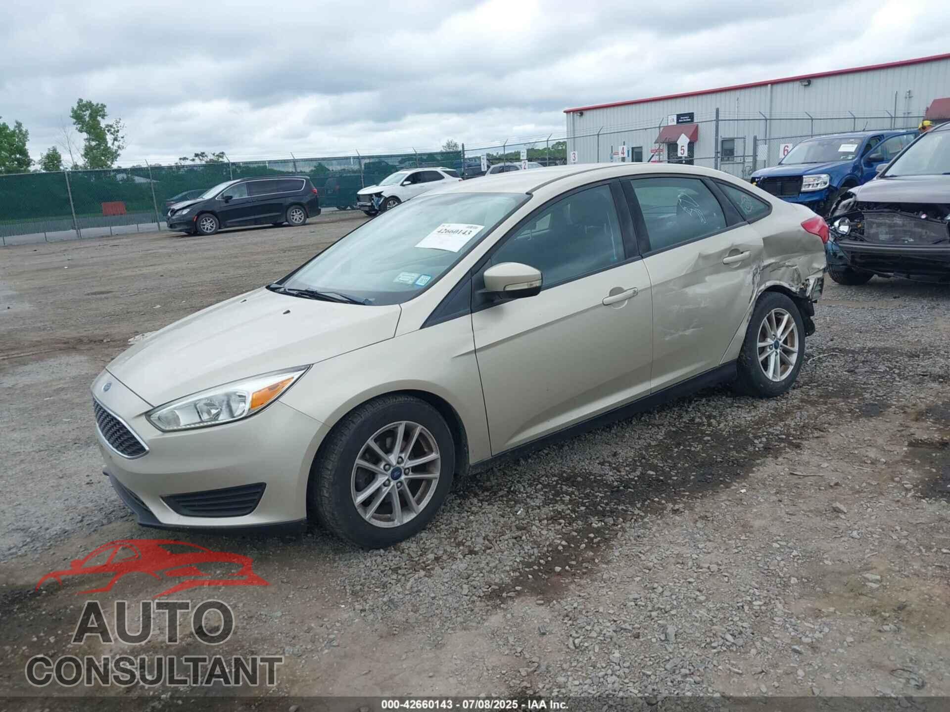 FORD FOCUS 2017 - 1FADP3F26HL257106