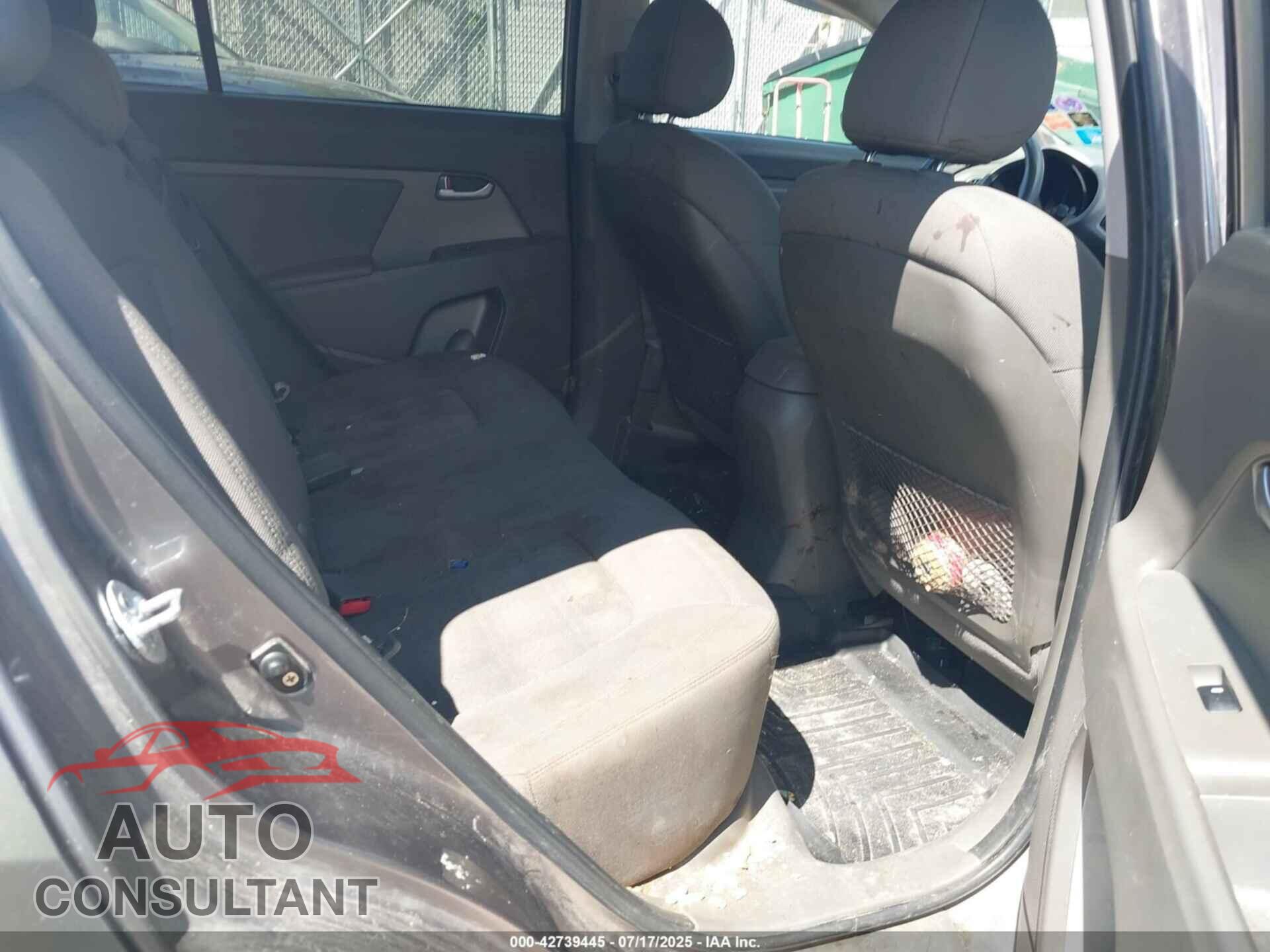 KIA SPORTAGE 2011 - KNDPBCA21B7020357