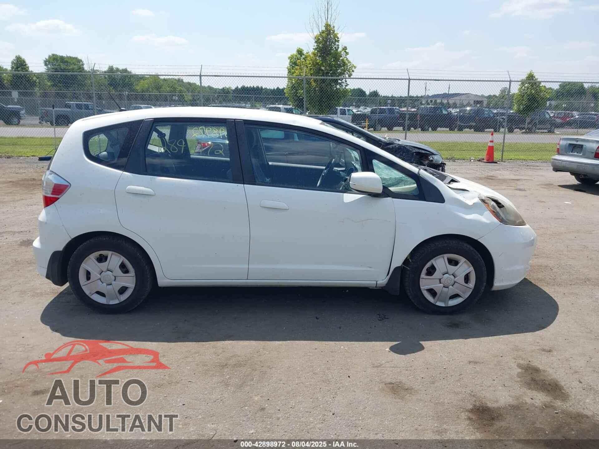 HONDA FIT 2013 - JHMGE8H34DC059228