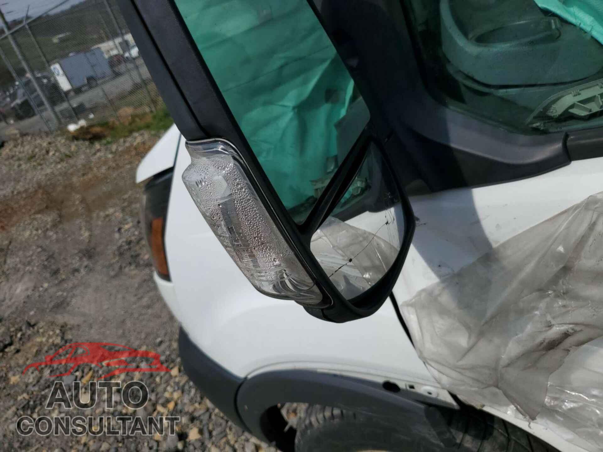 FORD TRANSIT-150 2018 - 1FTYE1YM7JKA22620