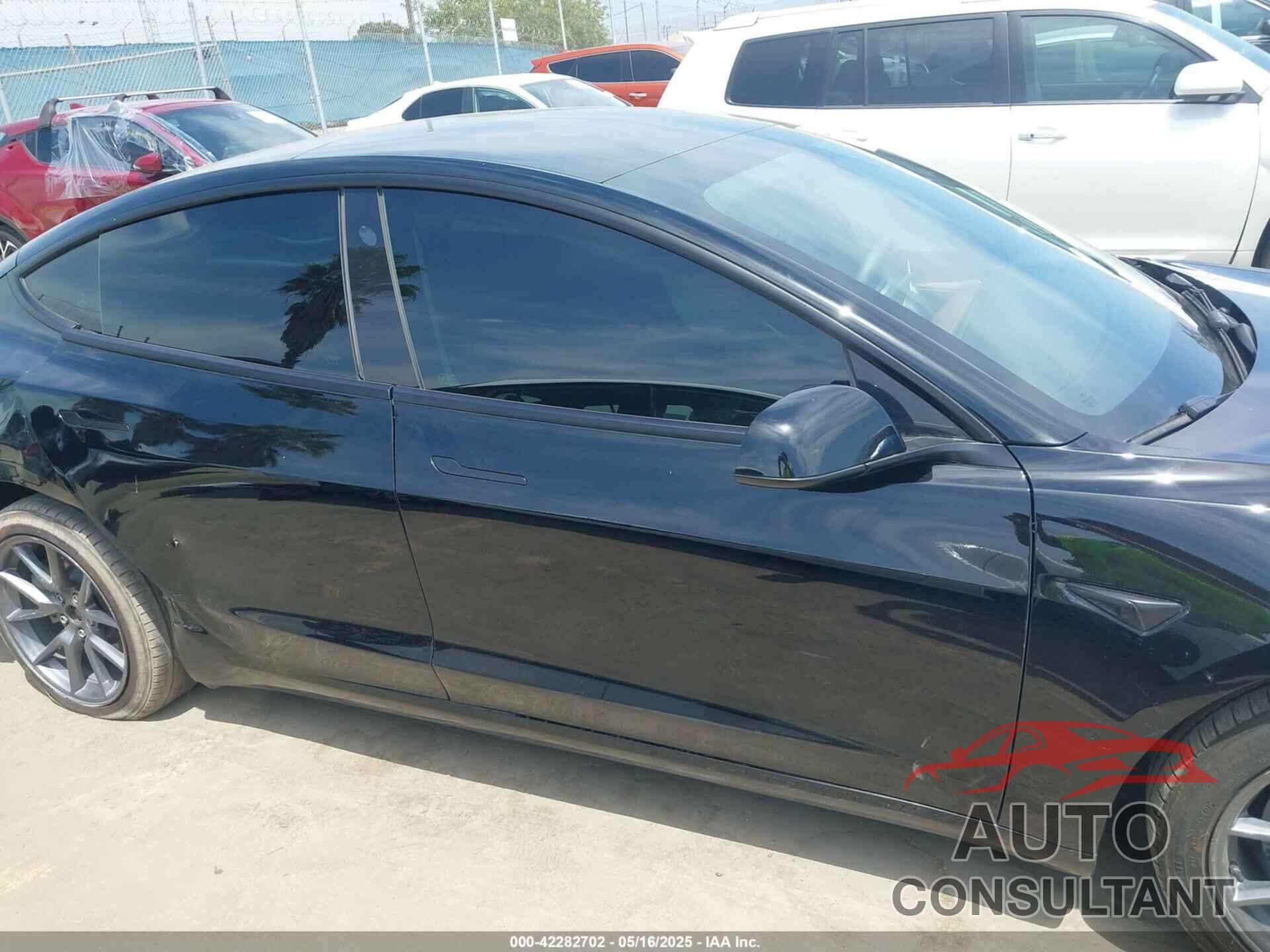 TESLA MODEL 3 2022 - 5YJ3E1EB3NF273165