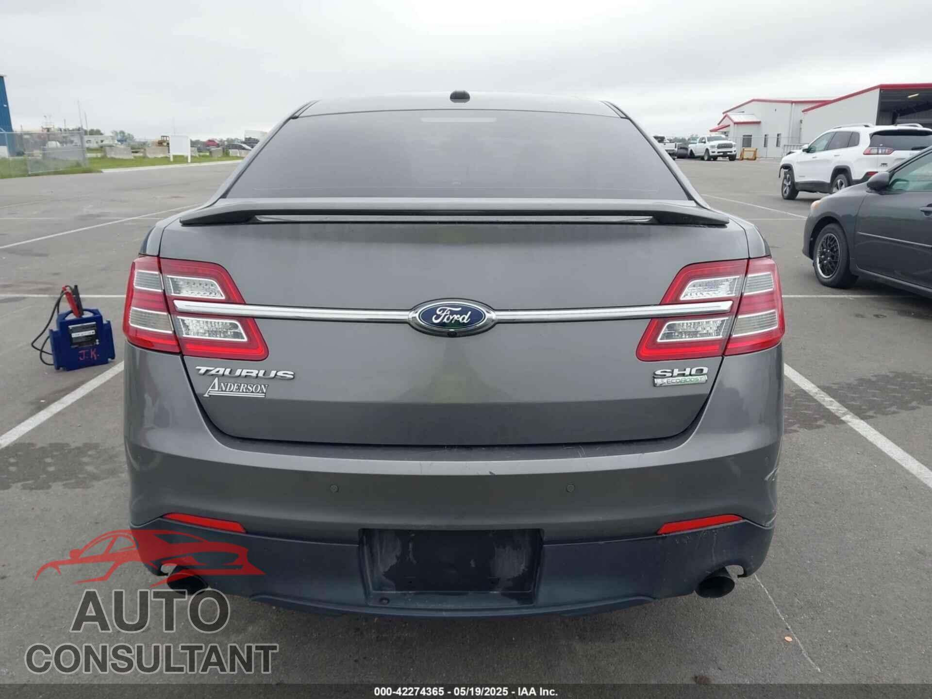 FORD TAURUS 2013 - 1FAHP2KT4DG164646