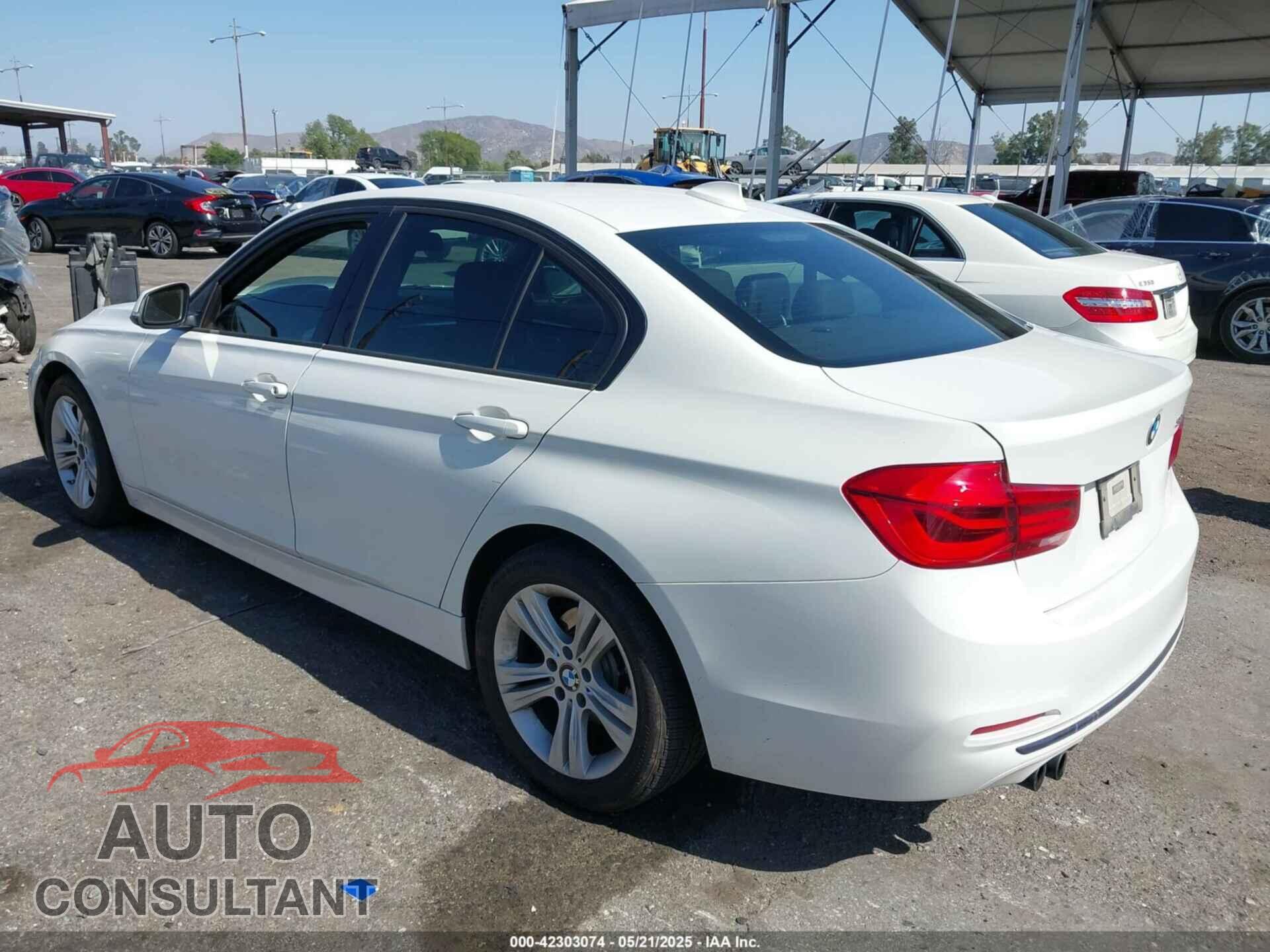 BMW 328I 2016 - WBA8E9C56GK648695
