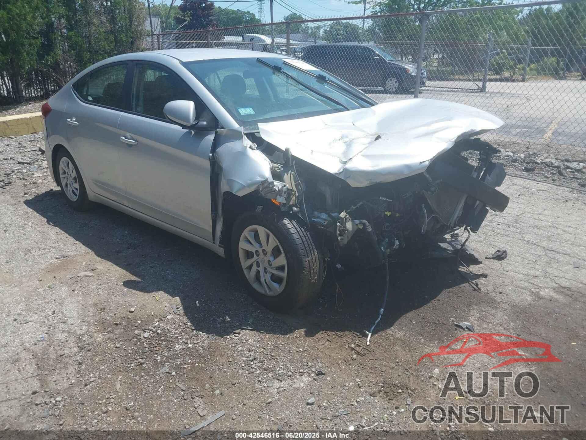 HYUNDAI ELANTRA 2018 - 5NPD74LF8JH275835