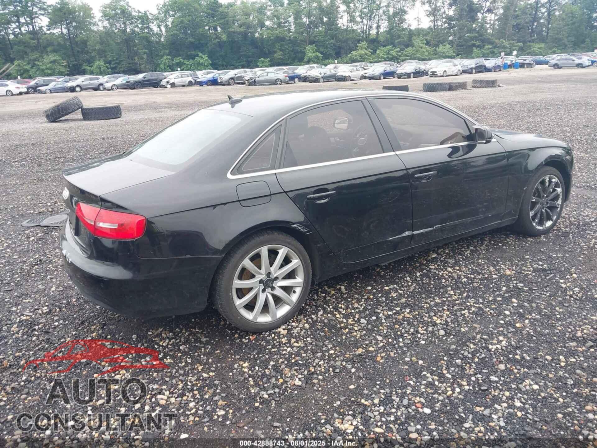 AUDI A4 2013 - WAUFFAFL8DN007008