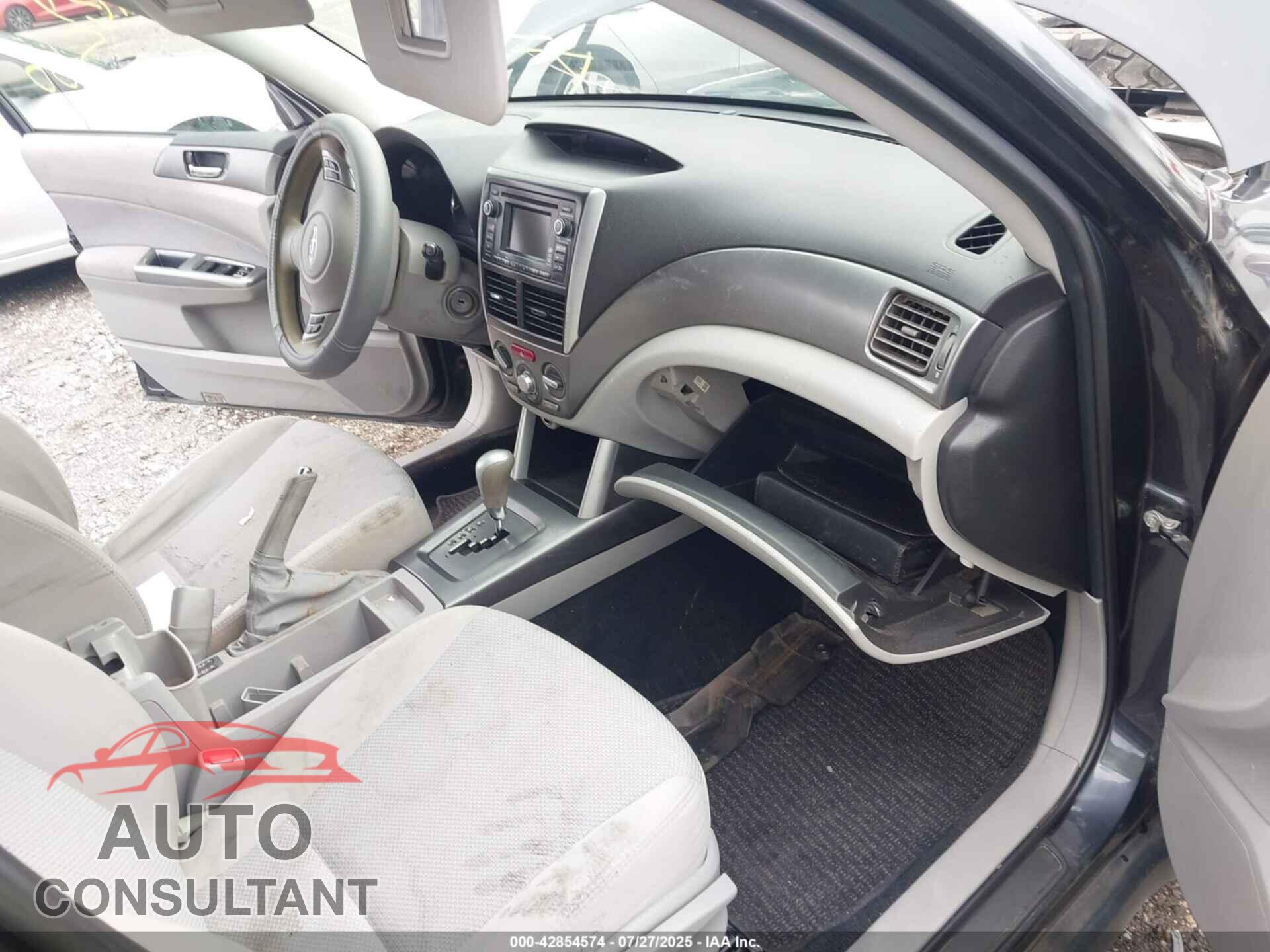 SUBARU FORESTER 2013 - JF2SHADCXDH437654