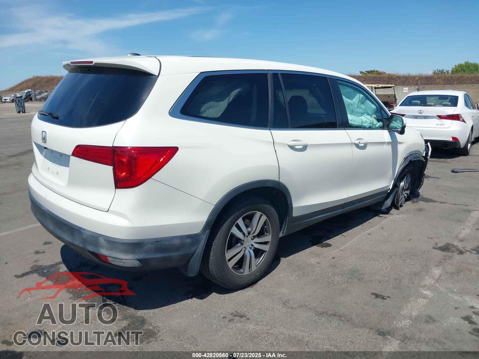 HONDA PILOT 2017 - 5FNYF5H35HB008508