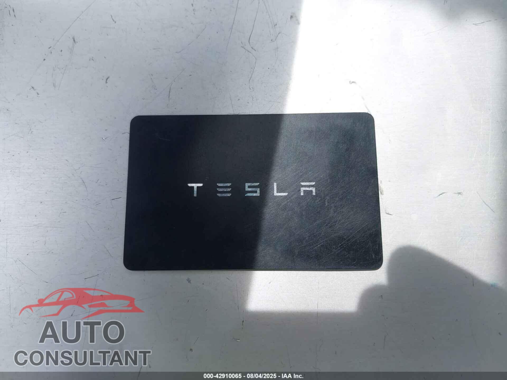 TESLA MODEL 3 2023 - 5YJ3E1EA9PF624736