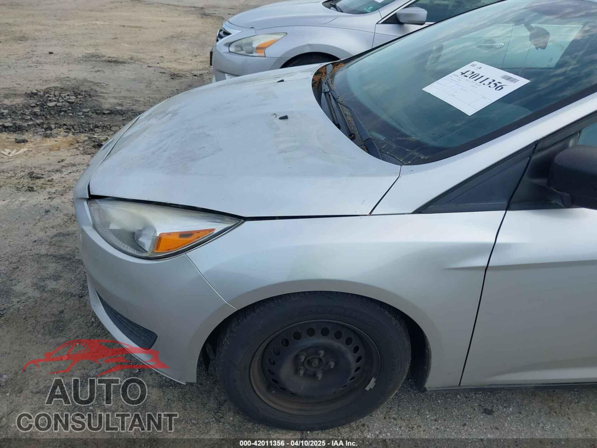 FORD FOCUS 2016 - 1FADP3E27GL201577