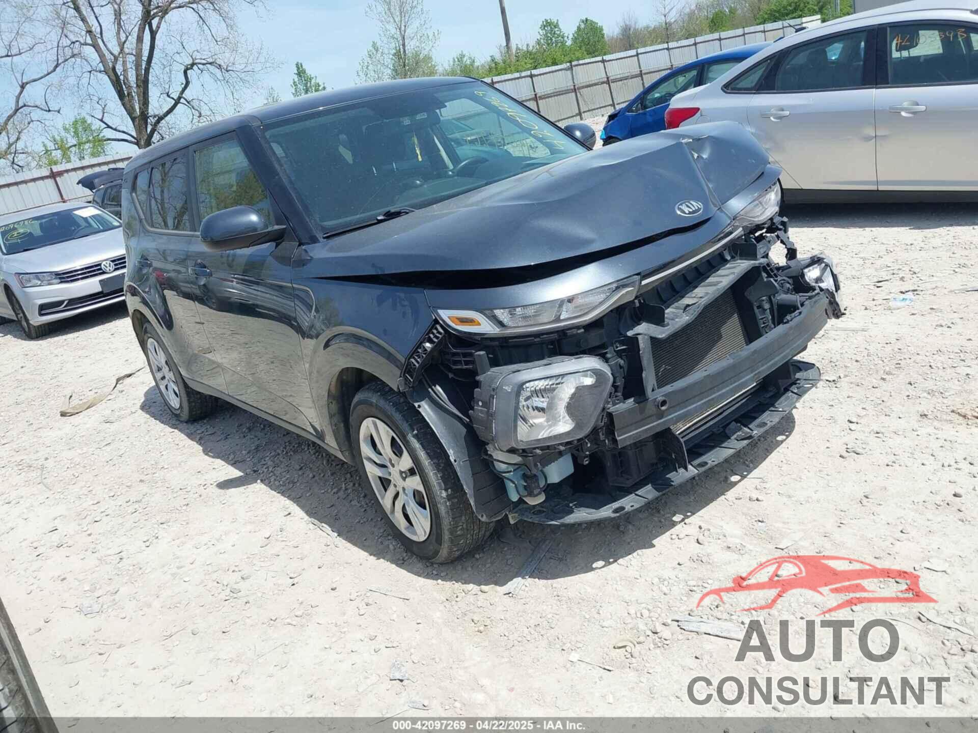 KIA SOUL 2020 - KNDJ23AU3L7057015