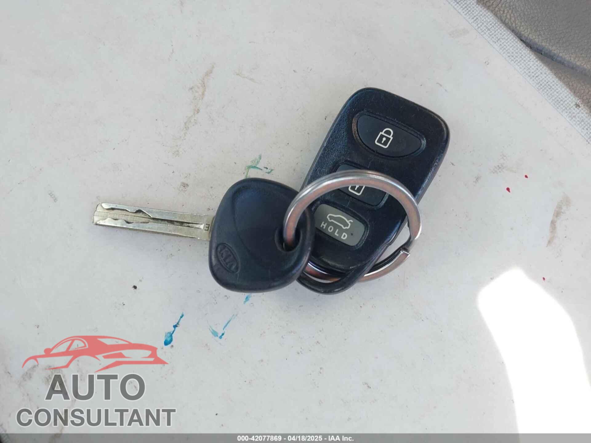 KIA OPTIMA 2013 - KNAGM4A70D5411121