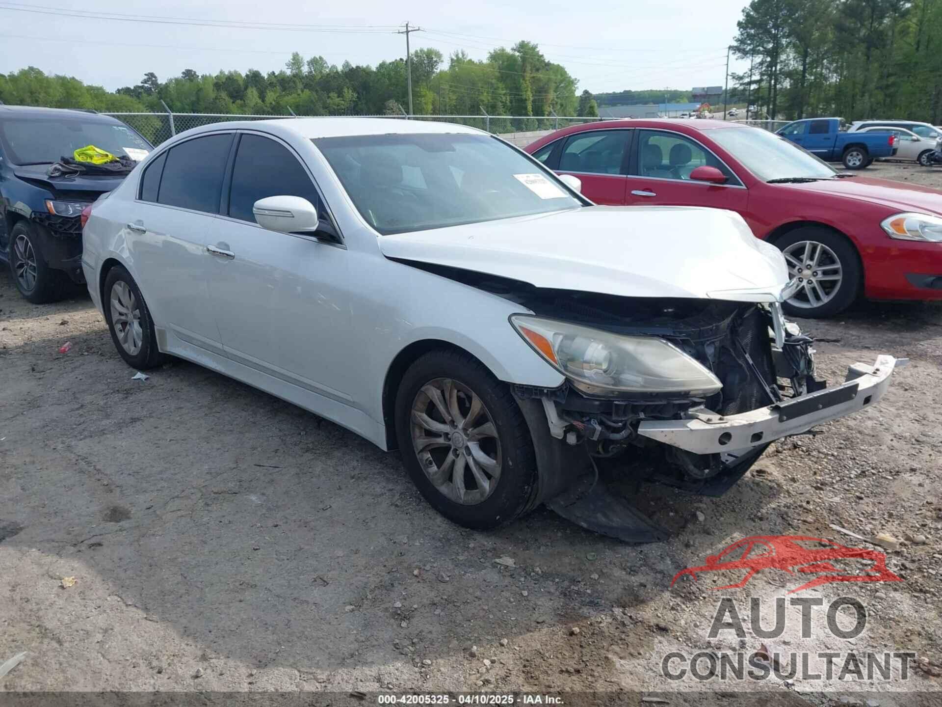 HYUNDAI GENESIS 2013 - KMHGC4DD0DU208917