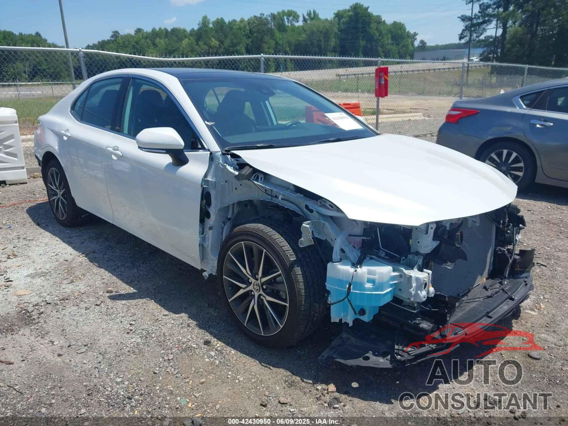 TOYOTA CAMRY 2024 - 4T1FZ1AK9RU095424