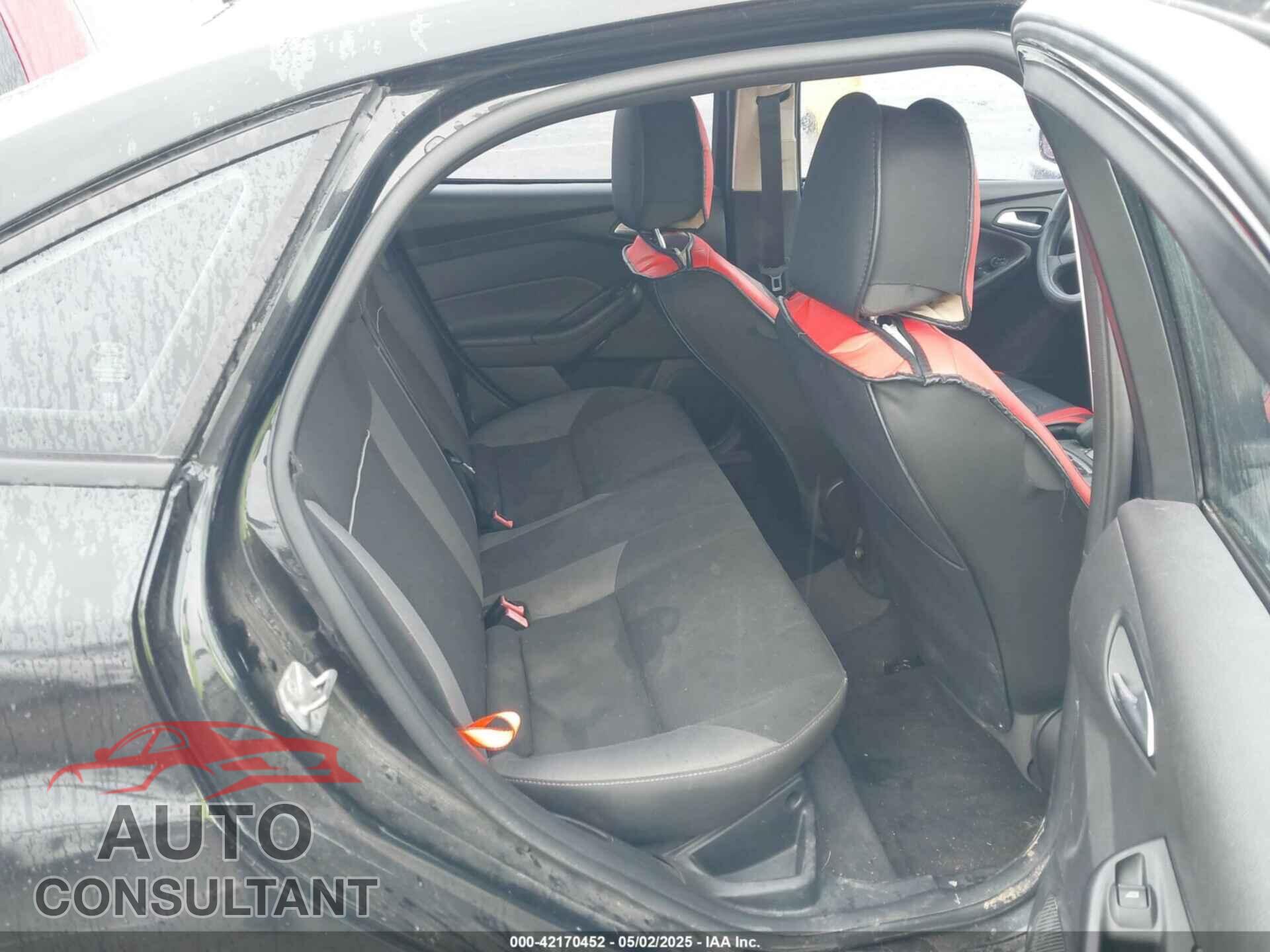 FORD FOCUS 2014 - 1FADP3F25EL259487