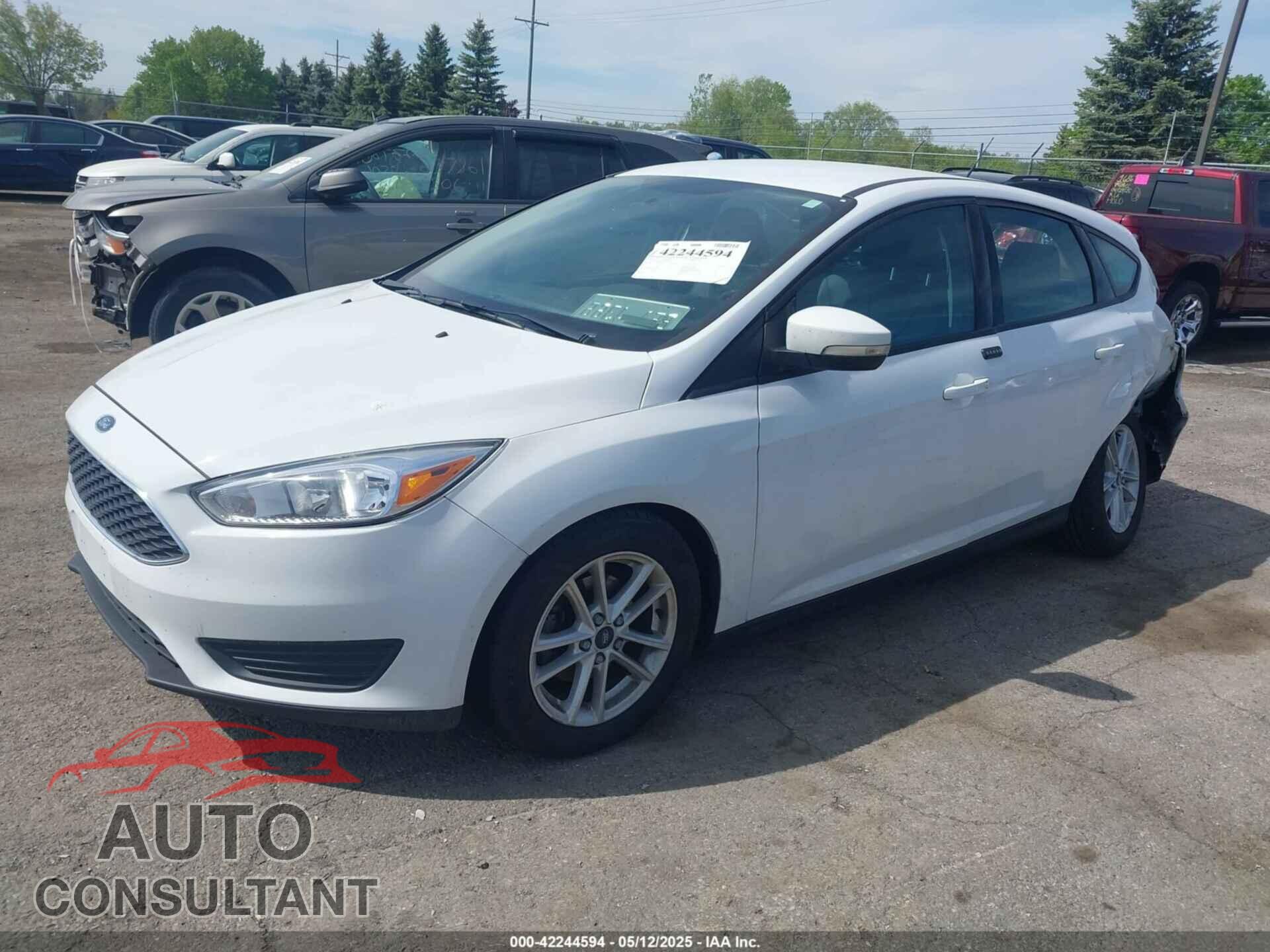 FORD FOCUS 2017 - 1FADP3K2XHL328359