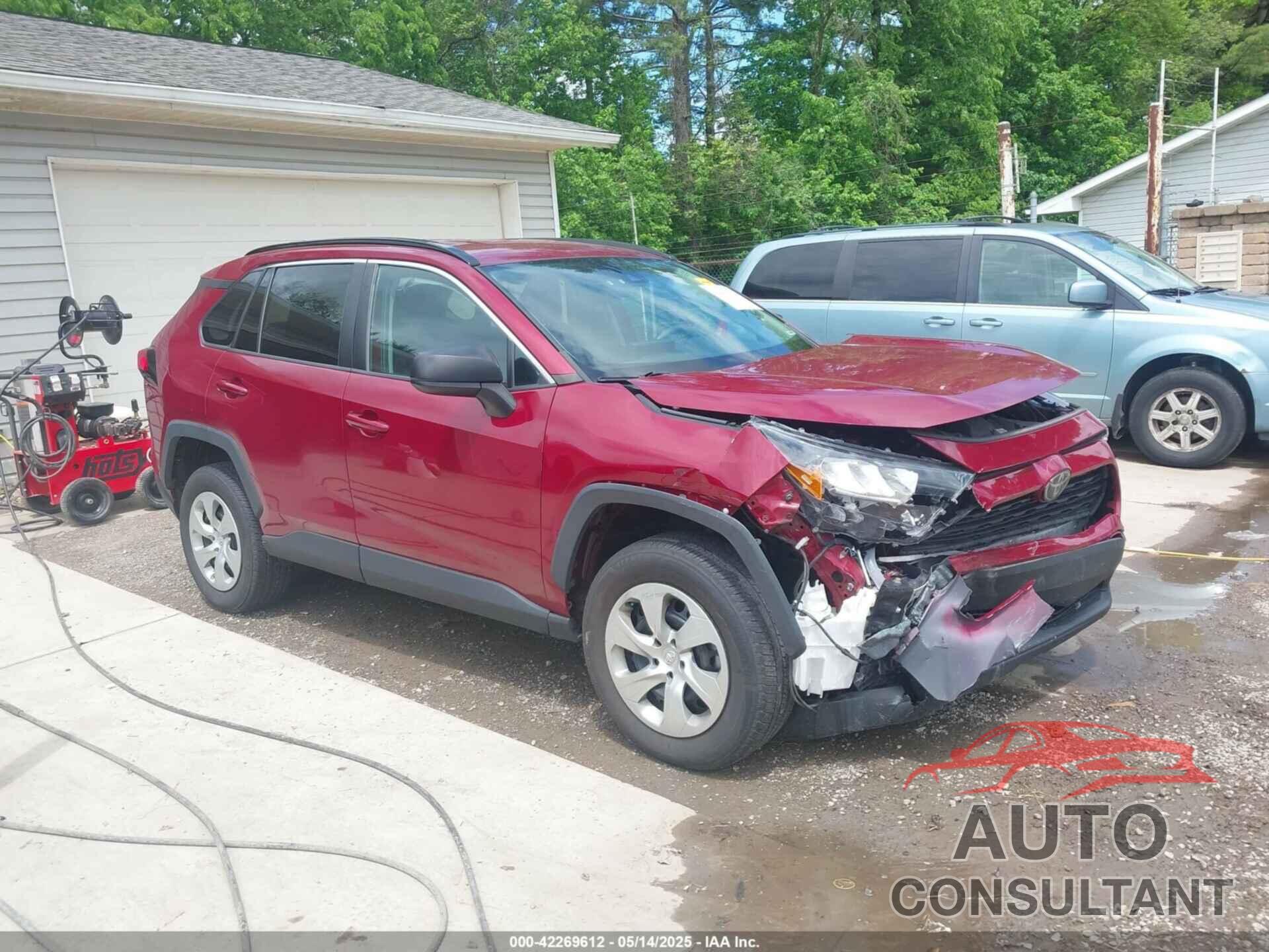 TOYOTA RAV4 2019 - 2T3H1RFV4KW002890