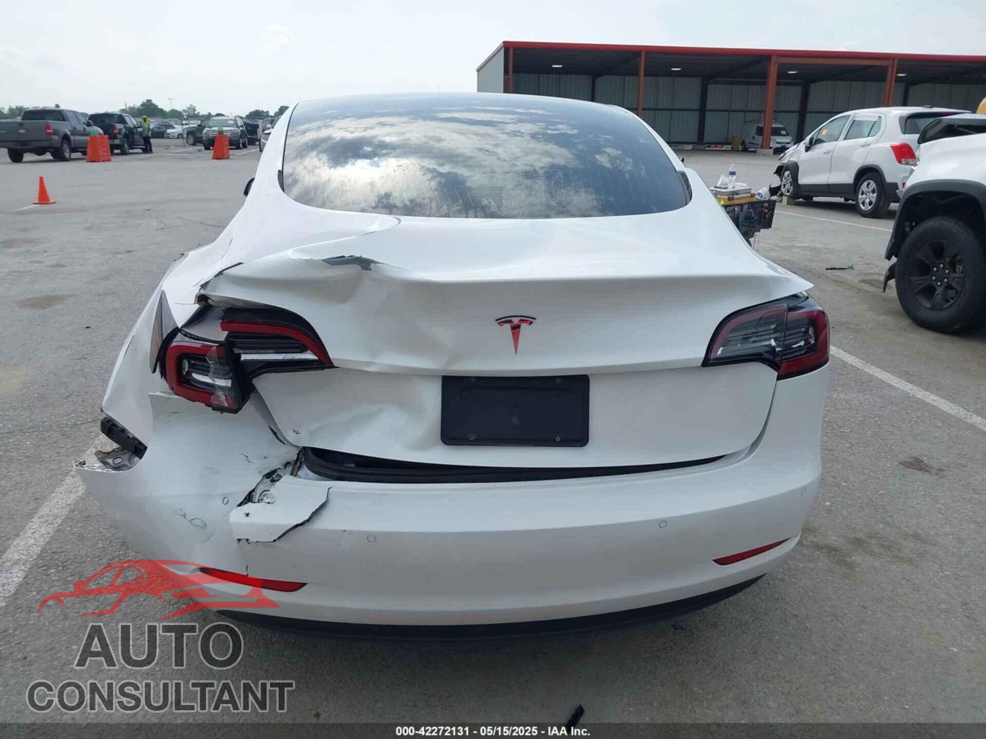 TESLA MODEL 3 2019 - 5YJ3E1EA0KF326701