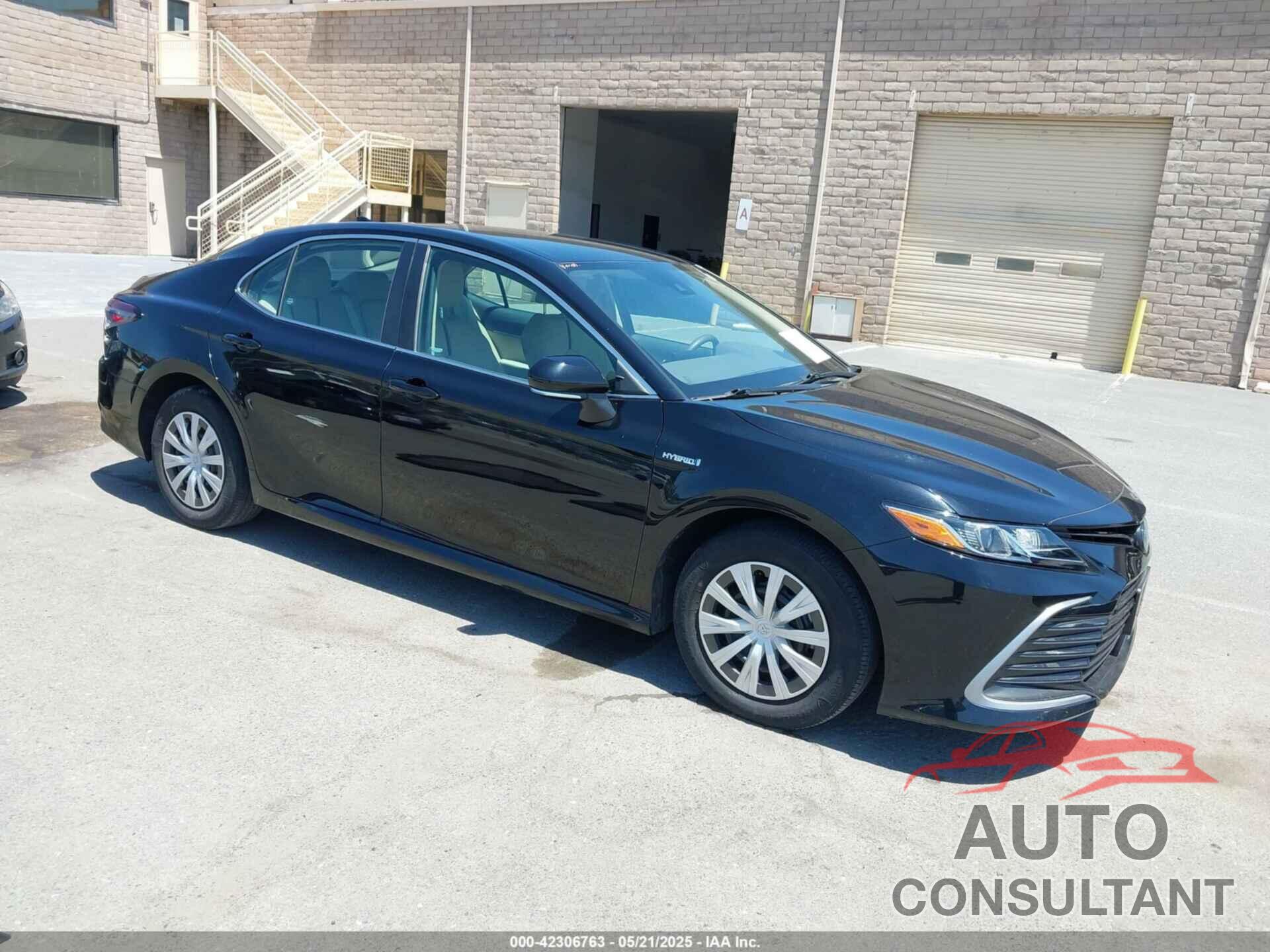 TOYOTA CAMRY 2021 - 4T1C31AK2MU561188
