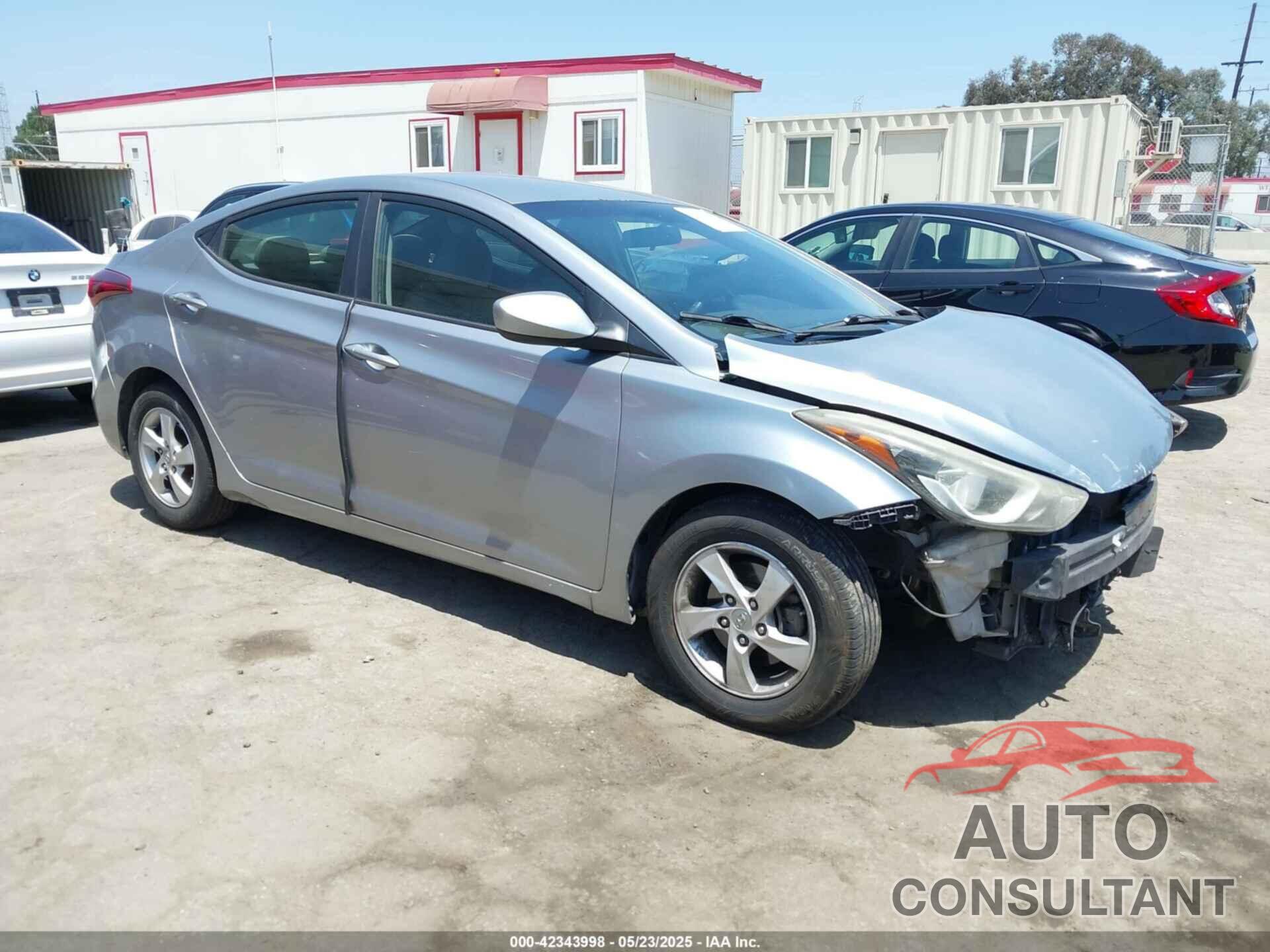 HYUNDAI ELANTRA 2015 - 5NPDH4AE5FH582166