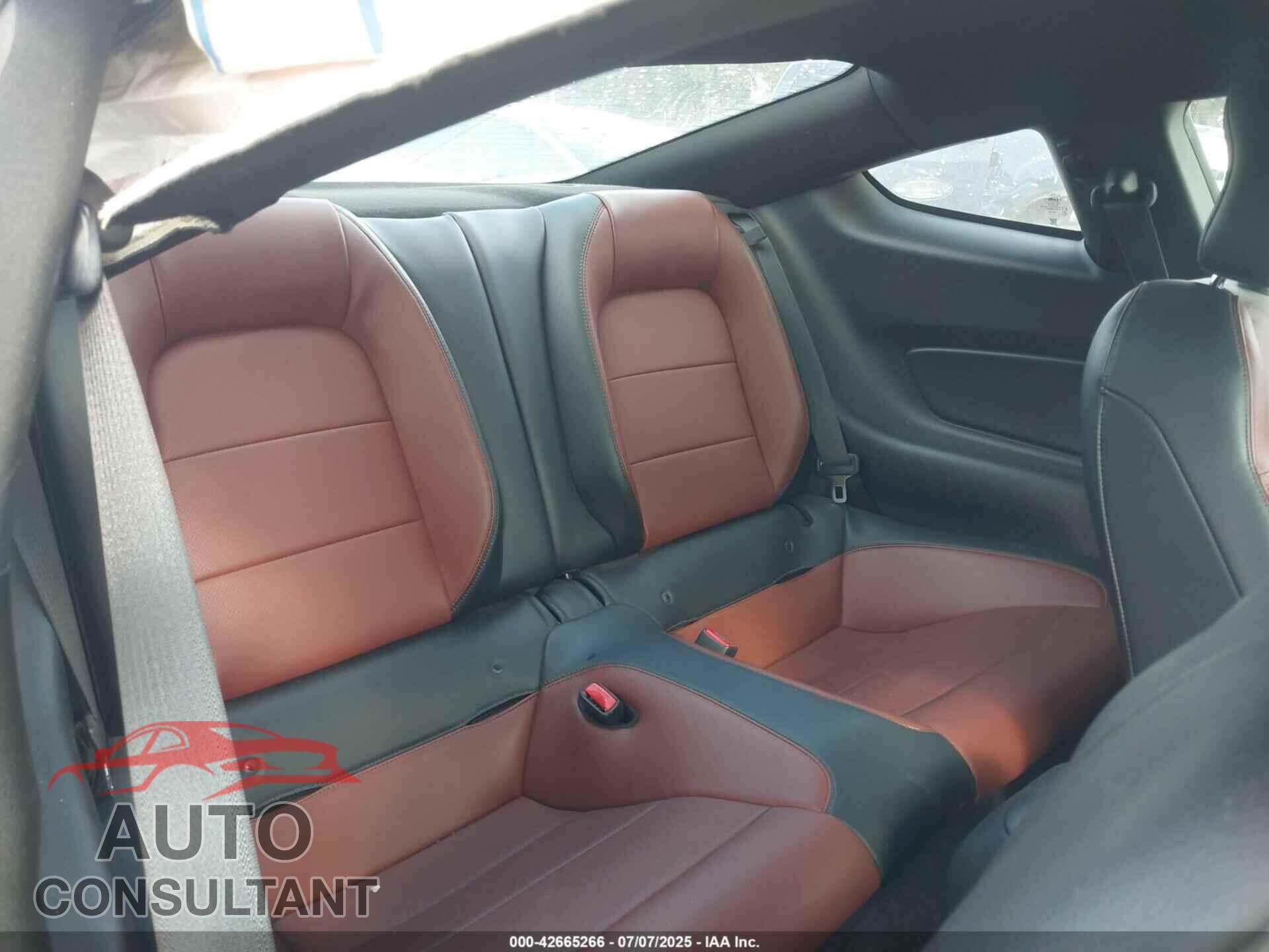 FORD MUSTANG 2015 - 1FA6P8CF3F5405047
