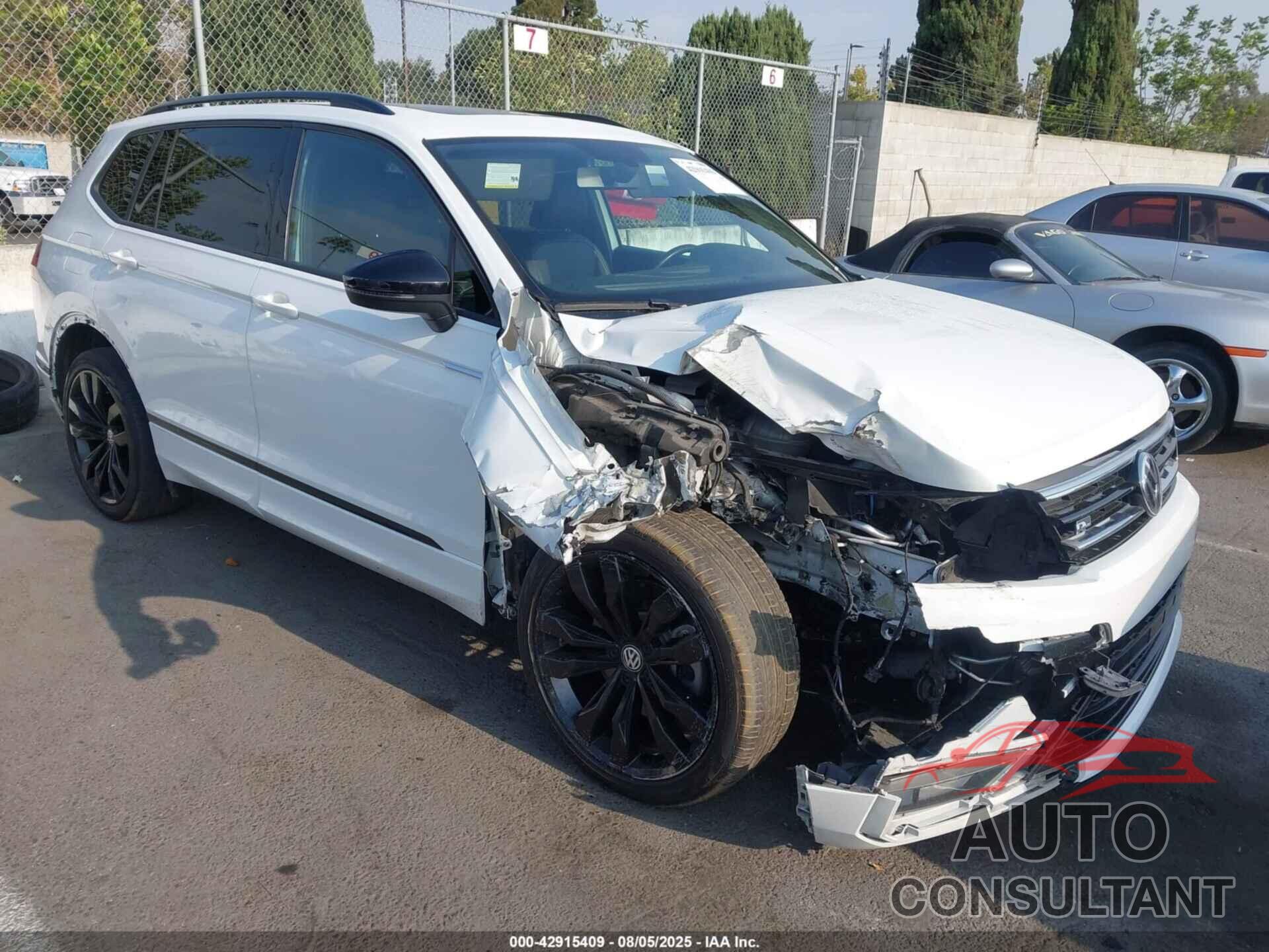 VOLKSWAGEN TIGUAN 2021 - 3VV2B7AX5MM098986