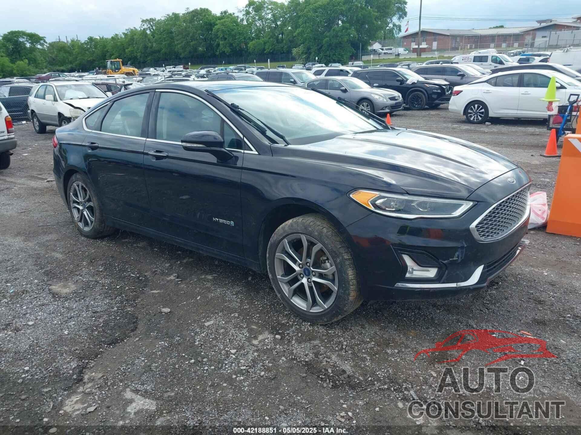 FORD FUSION HYBRID 2019 - 3FA6P0RU0KR169164