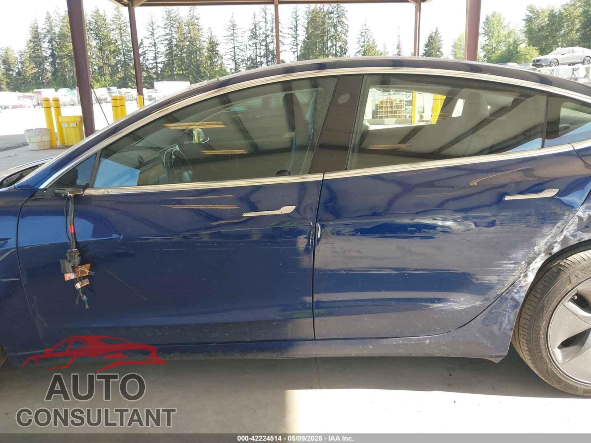 TESLA MODEL 3 2018 - 5YJ3E1EA6JF041970