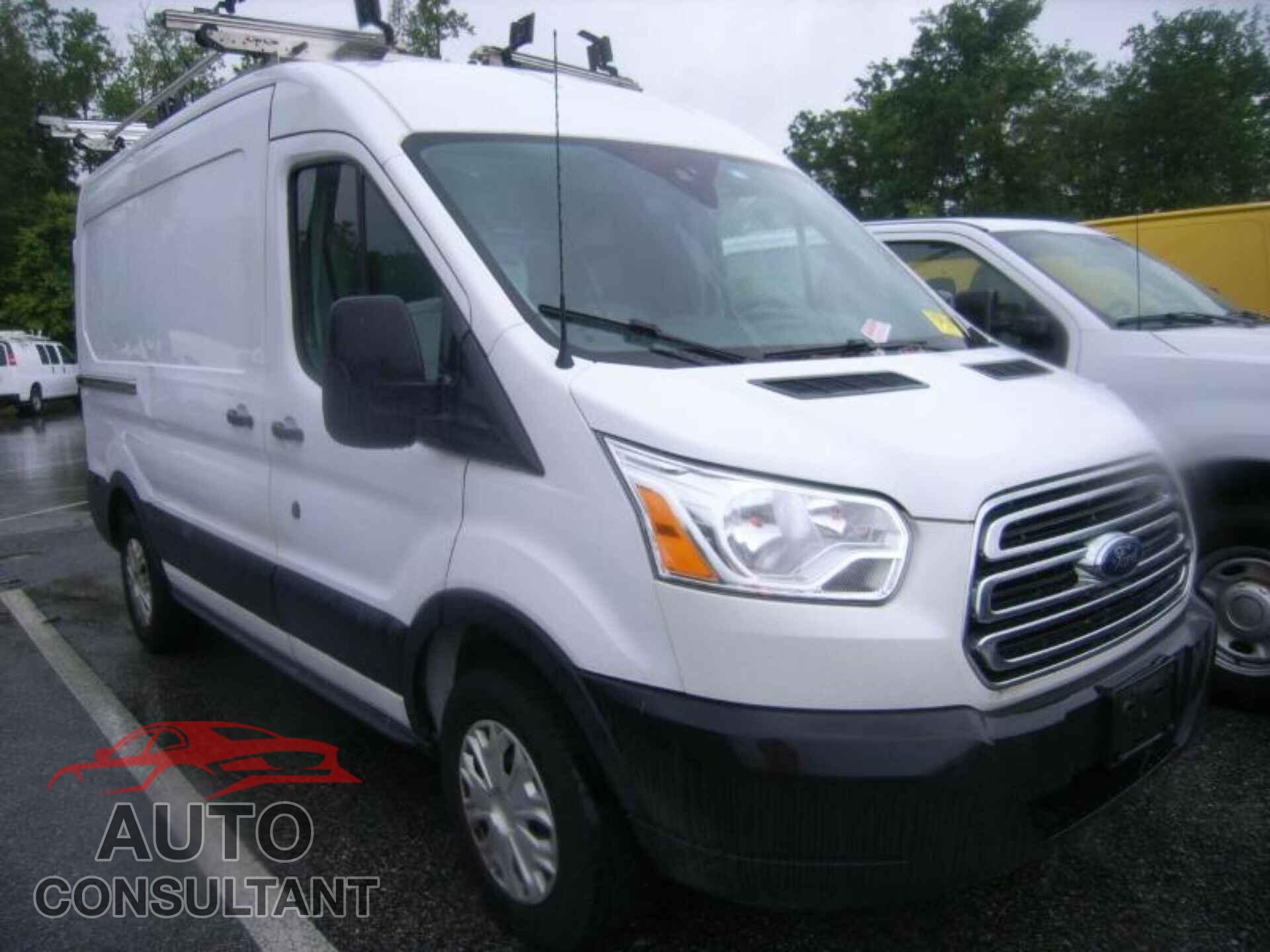 FORD TRANSIT 2019 - 1FTYR1CMXKKA83747