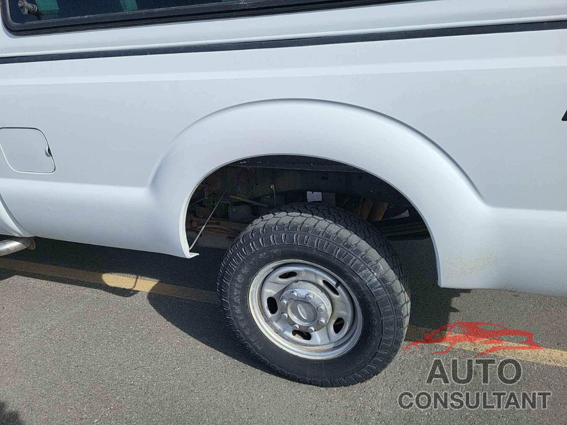 FORD F-250 2013 - 1FT7X2B64DEA98546
