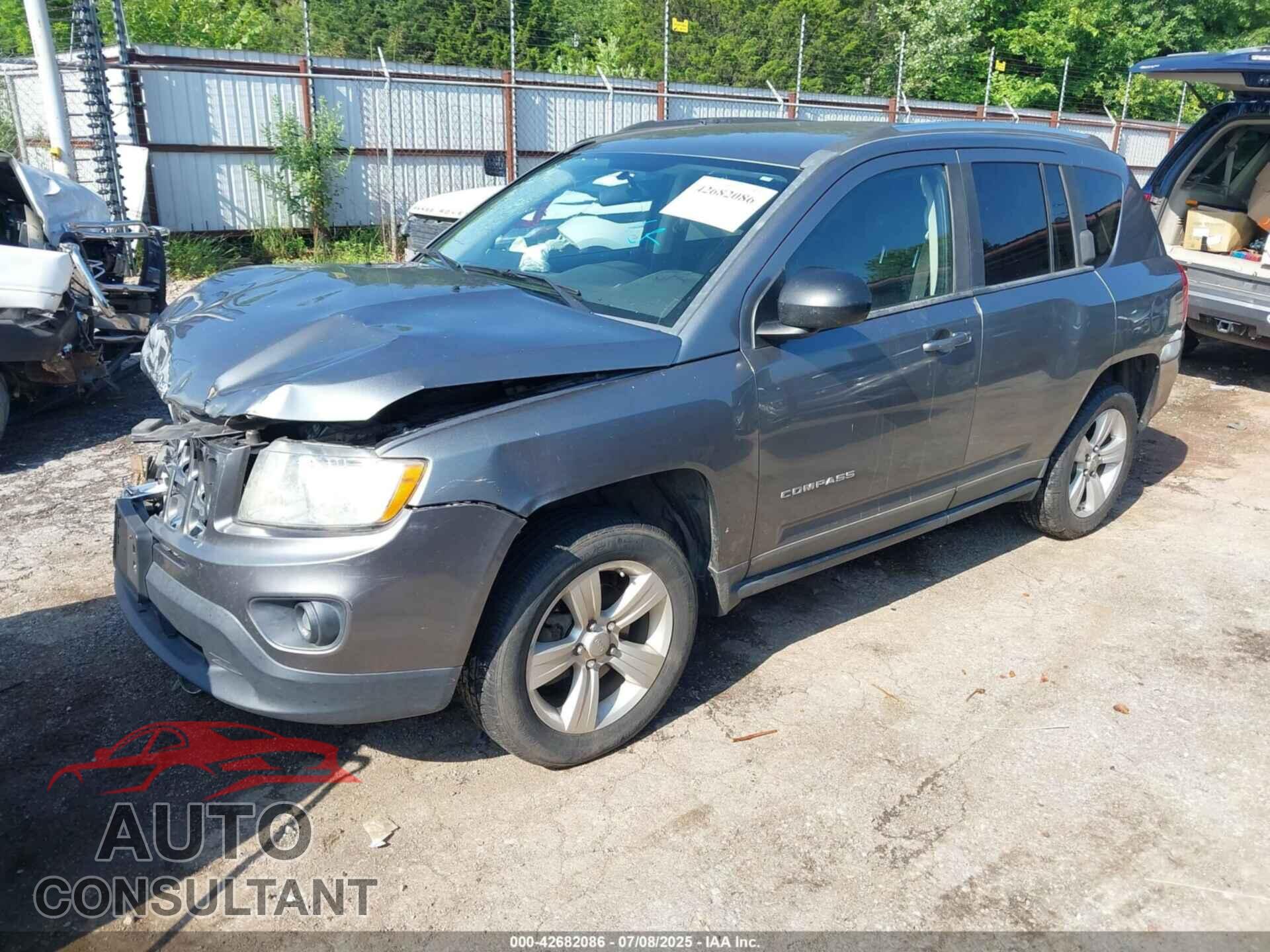 JEEP COMPASS 2011 - 1J4NF1FB7BD257942