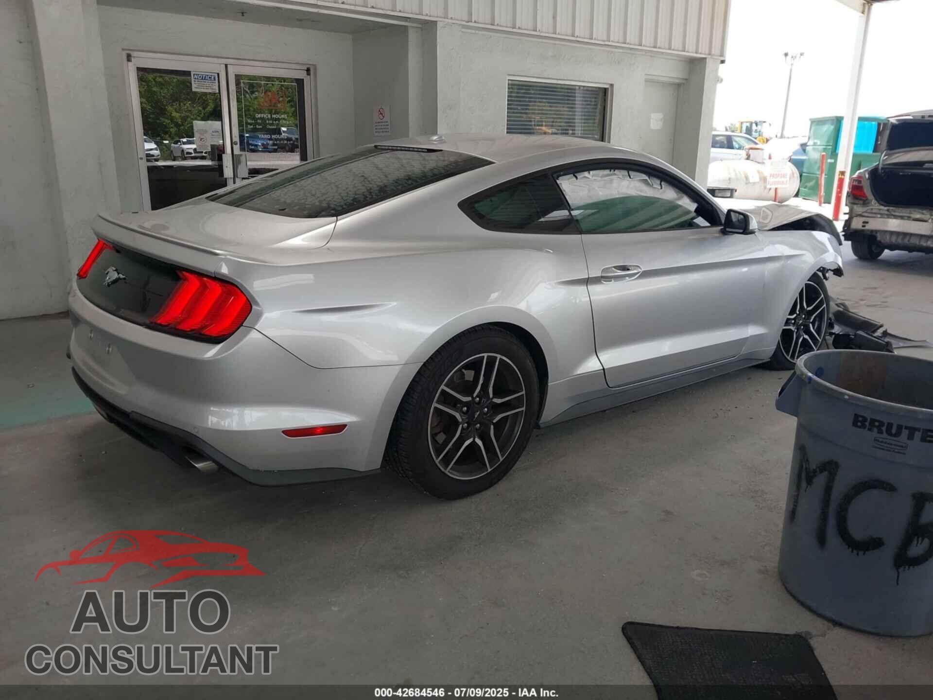 FORD MUSTANG 2018 - 1FA6P8TH9J5115583