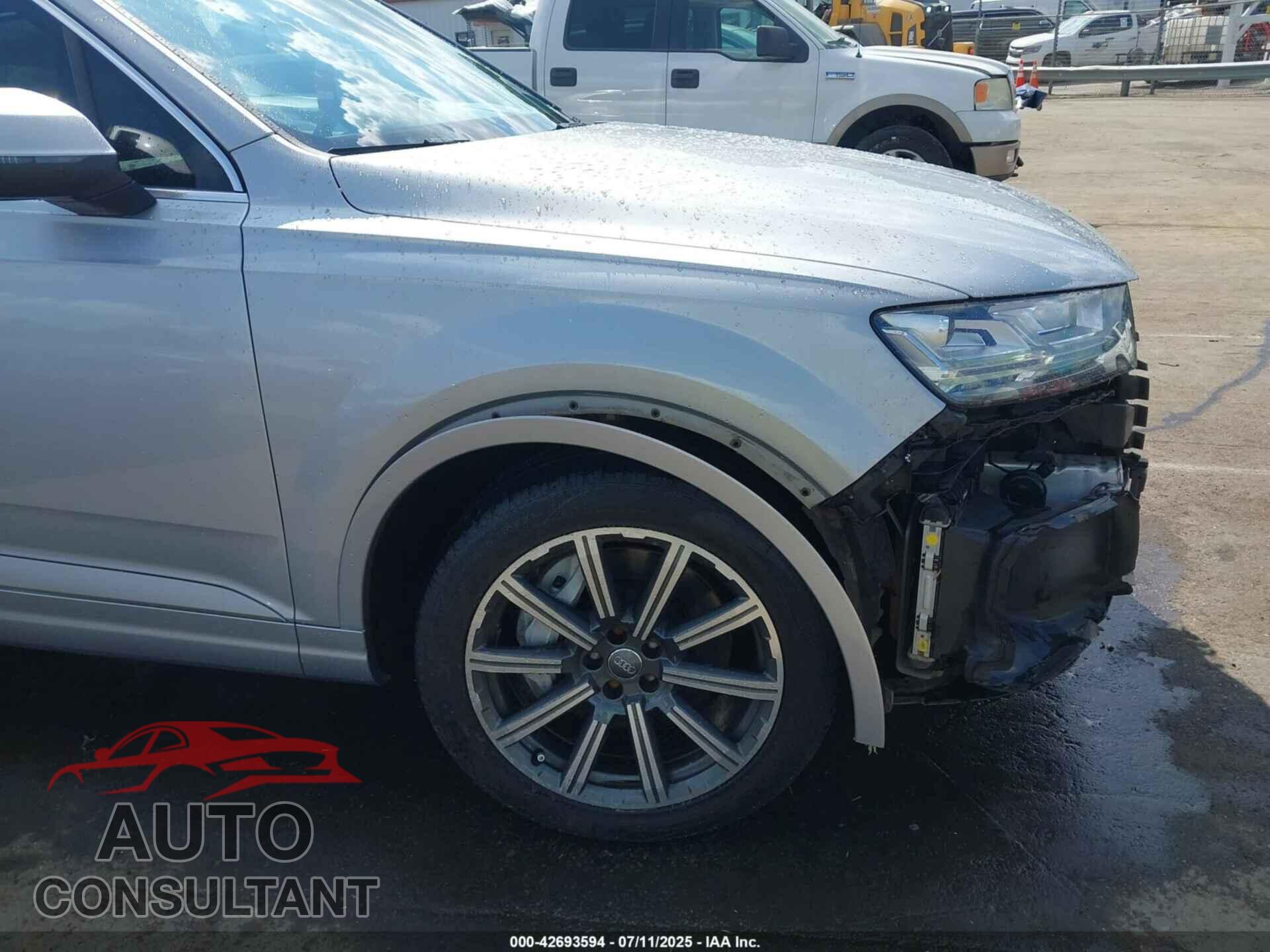 AUDI Q7 2017 - WA1LAAF74HD010422
