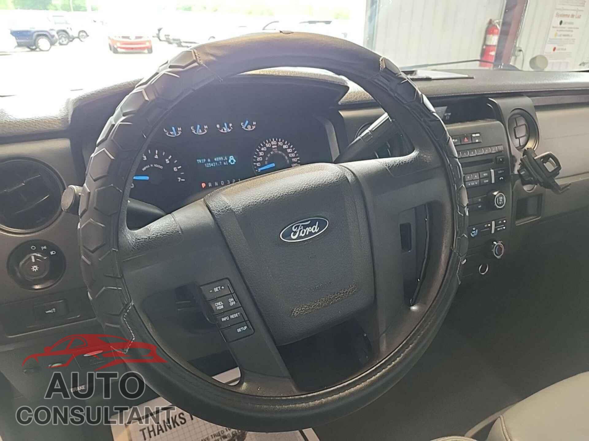 FORD F150 2013 - 1FTMF1CM0DKE94584