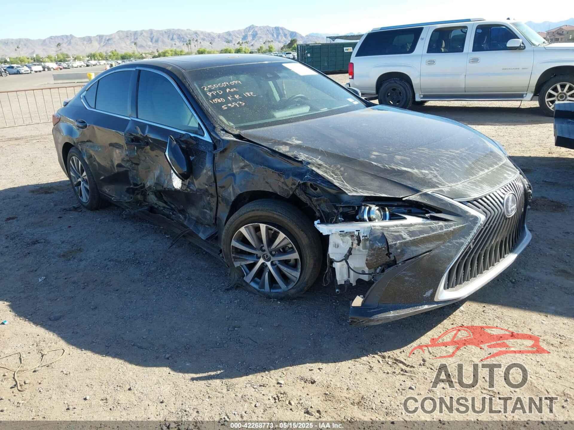 LEXUS ES 300H 2020 - 58AD21B11LU005393